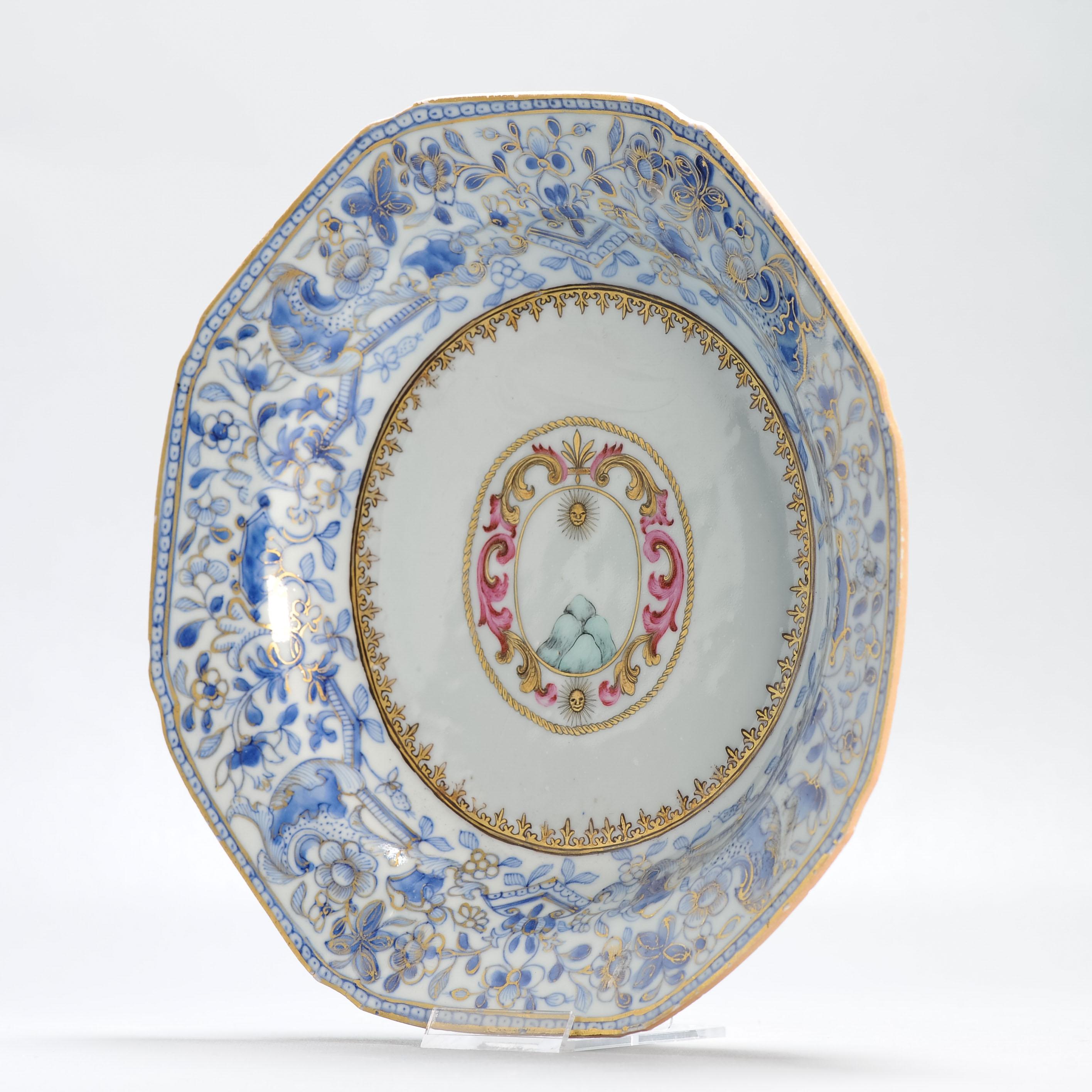Antico piatto in porcellana cinese del 18° Qianlong Sunnybanck Armorial Dishish in vendita 11