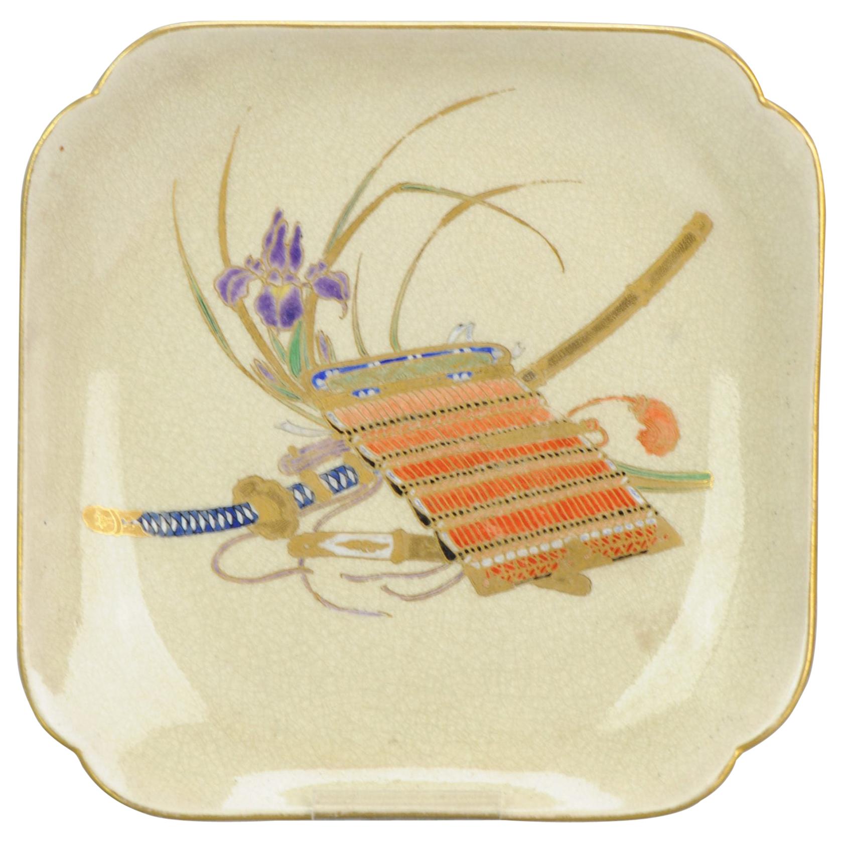Antique 19/20th C Japanese Yoshida Kyo Satsuma Samourai Plate Japan Katana For Sale