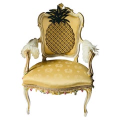 Antiguo sillón Luis XVI francés del siglo XIX con adornos