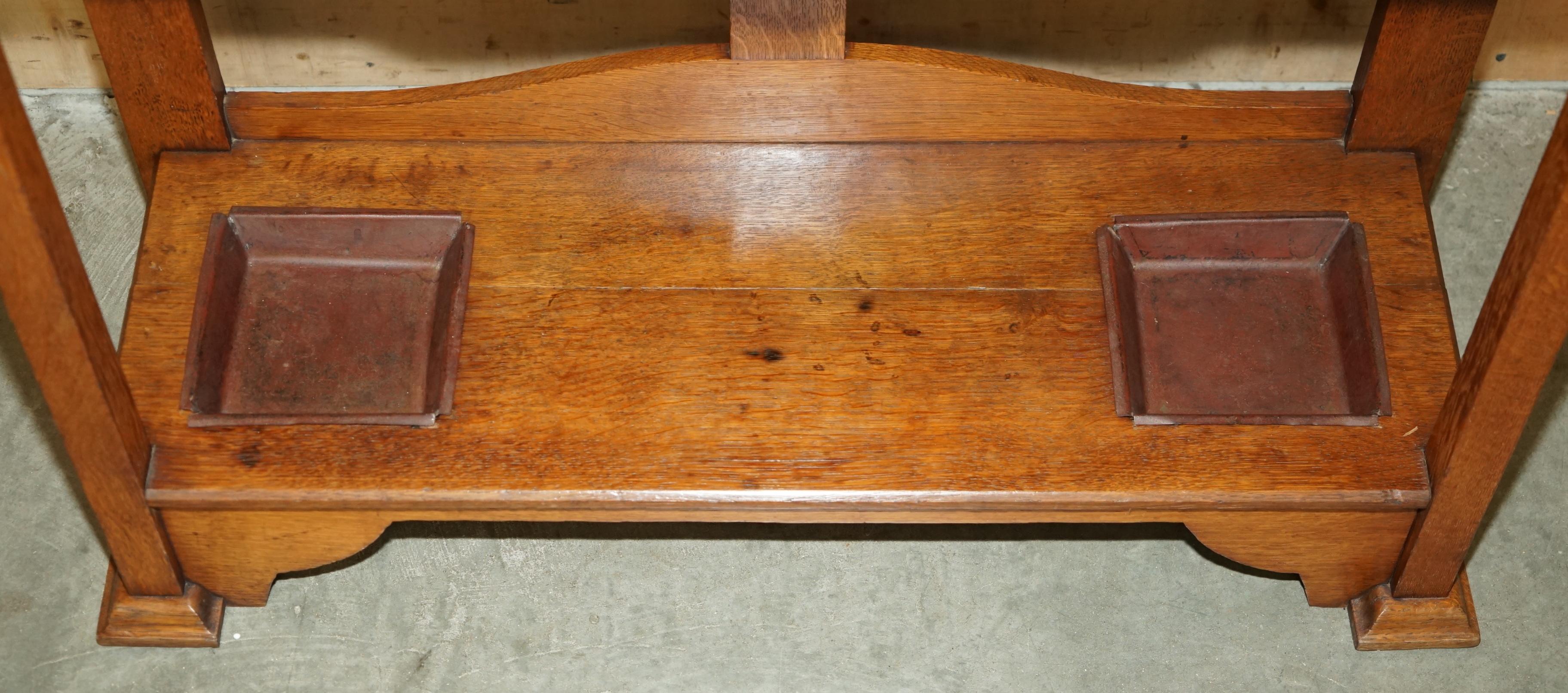 ANTiQUE 1900 ARTS & CRAFTS SHAPLAND AND PETTER HALL COAT GLOVE UMBRELLA STAND For Sale 6