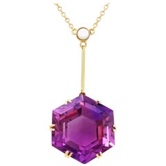 Antique 1900s 25.20 Carat Amethyst and Seed Pearl Yellow Gold Pendant