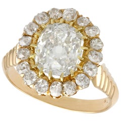 Antique 1900s 3.52 Carat Diamond and Yellow Gold Cluster Ring