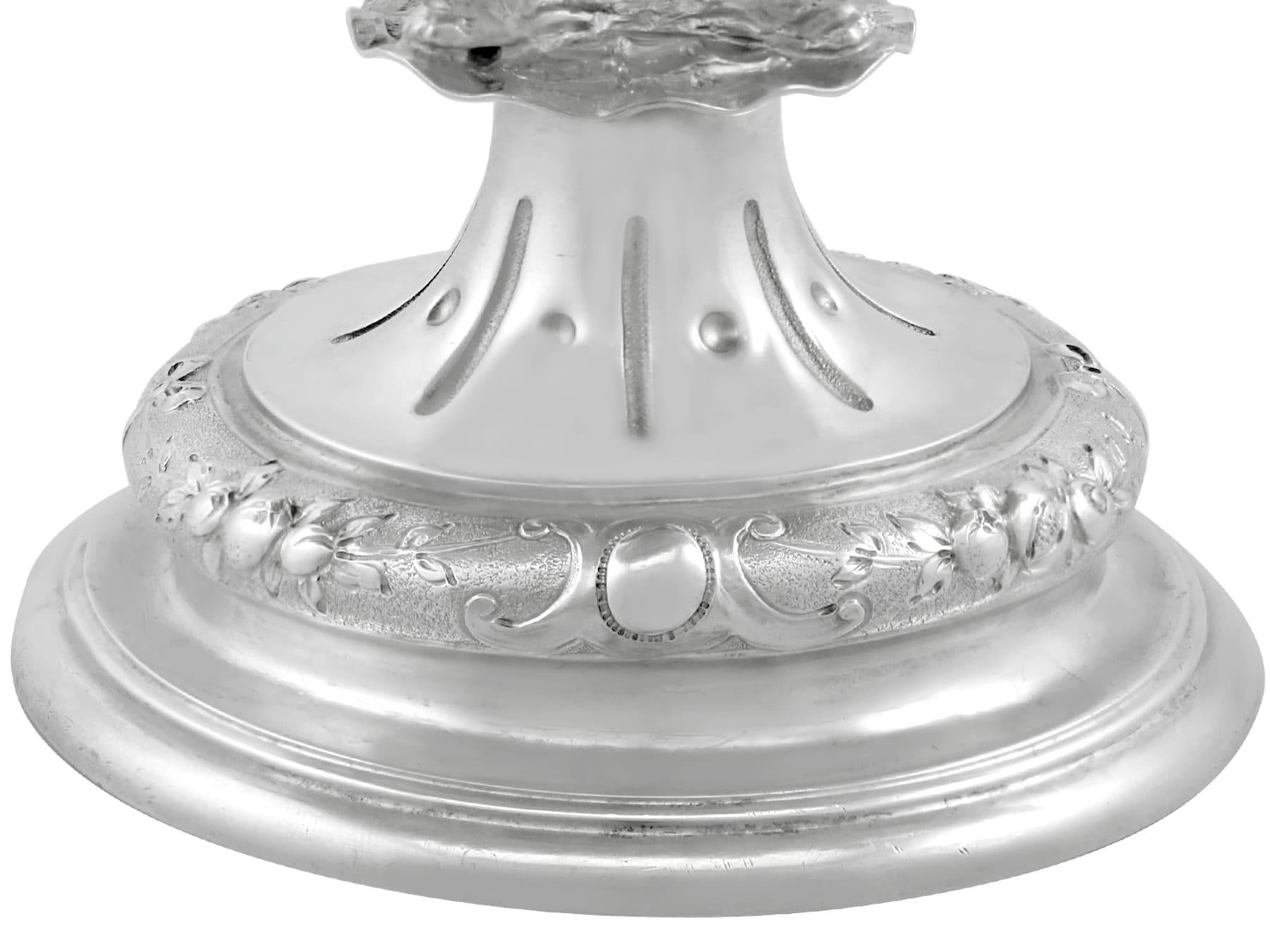 1900s French Silver Nef / Centrepiece For Sale 7