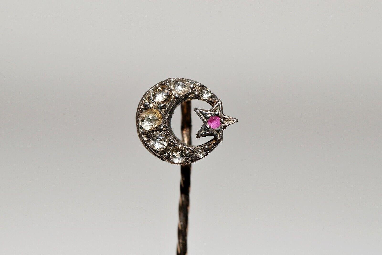 Antique 1900s Ottoman 10k Gold Natural Rose Cut Diamond Decorated Moon Brooch For Sale 5