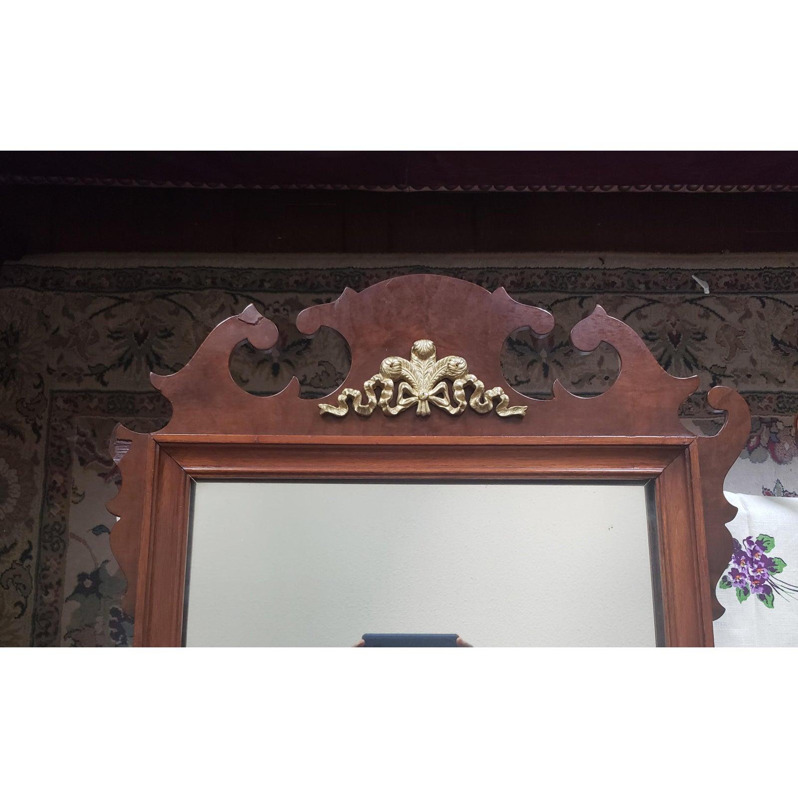 Fait main Miroir Chippendale ancien des années 1900 en acajou massif en vente