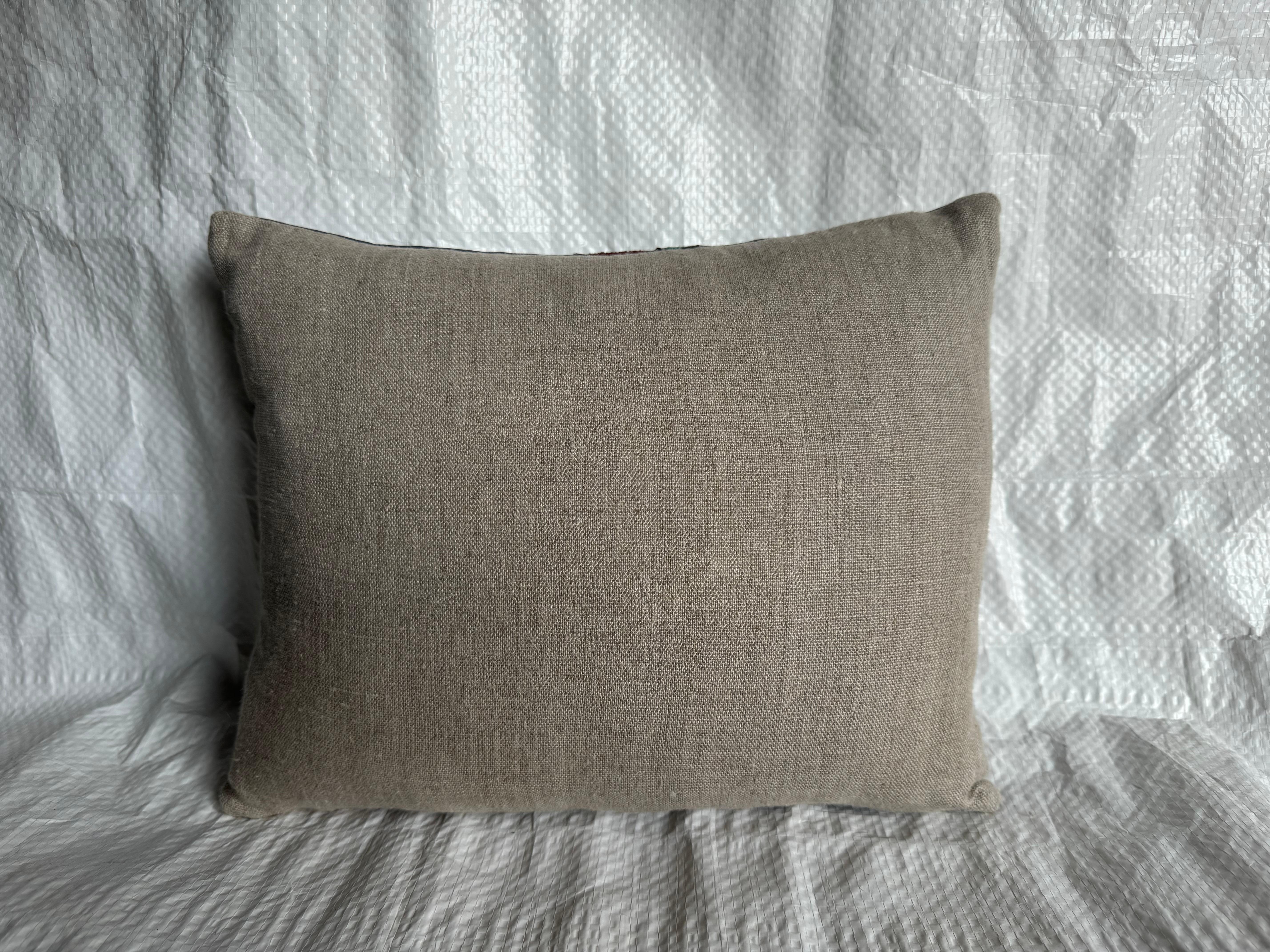 XX secolo Antique 1900s Suzani Embroidered Pillow in vendita
