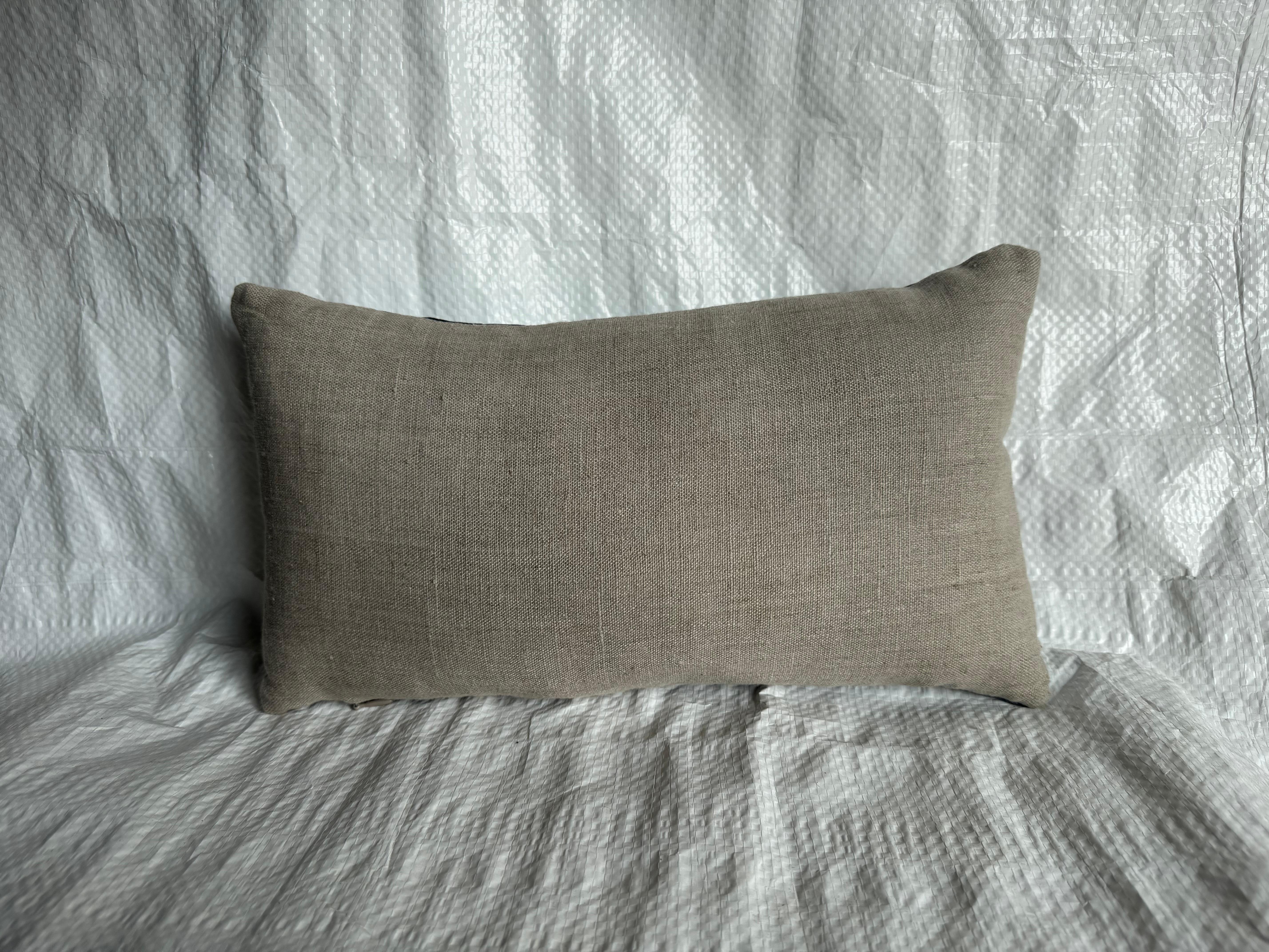 XX secolo Antique 1900s Suzani Floral Embroidered Pillow in vendita