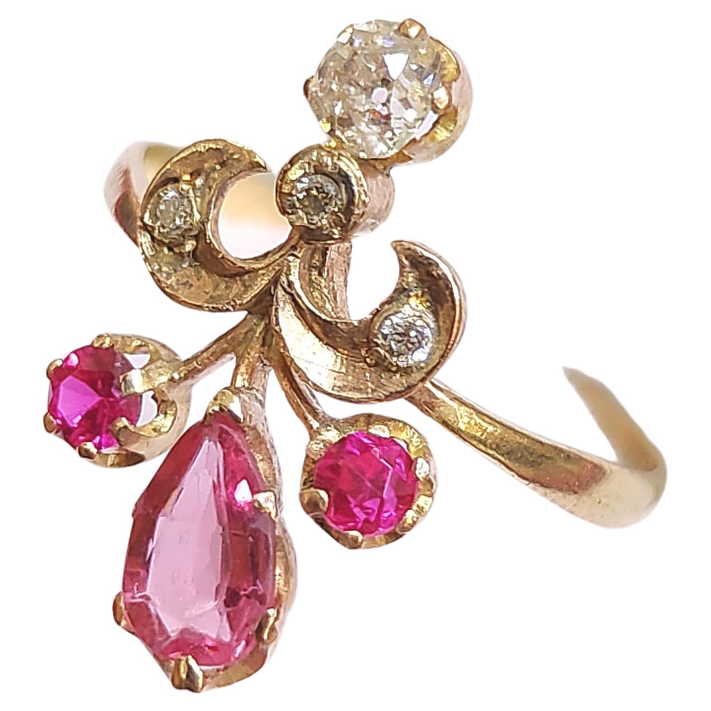 De las mujeres Antiguo Anillo de Oro Ruso con Turmalina y Diamantes de 1900 en venta