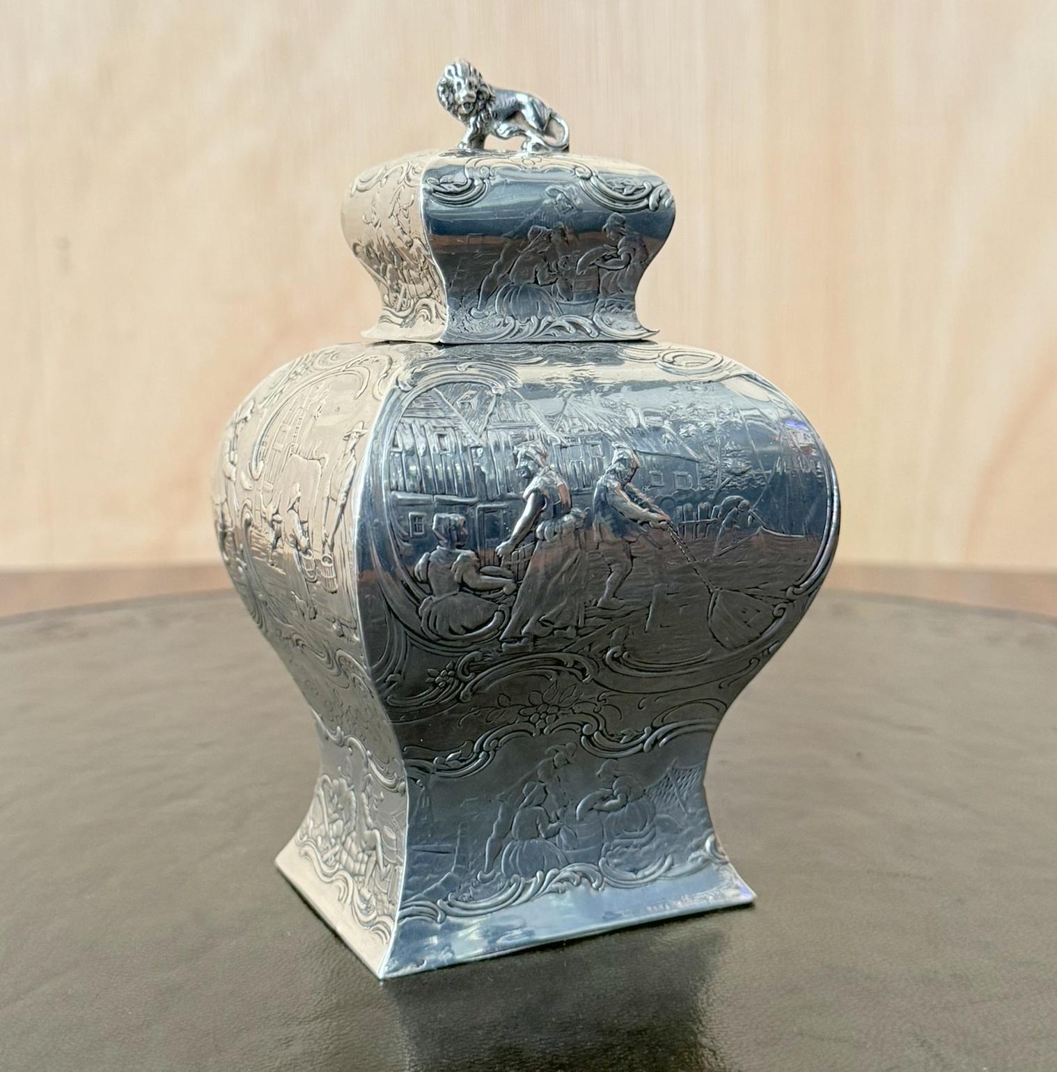 ANTIQUE 1901 EDWARDIAN DATED STERLiNG SILBERMULLER & SON REPOUSSE TEA CADDY (Englisch) im Angebot