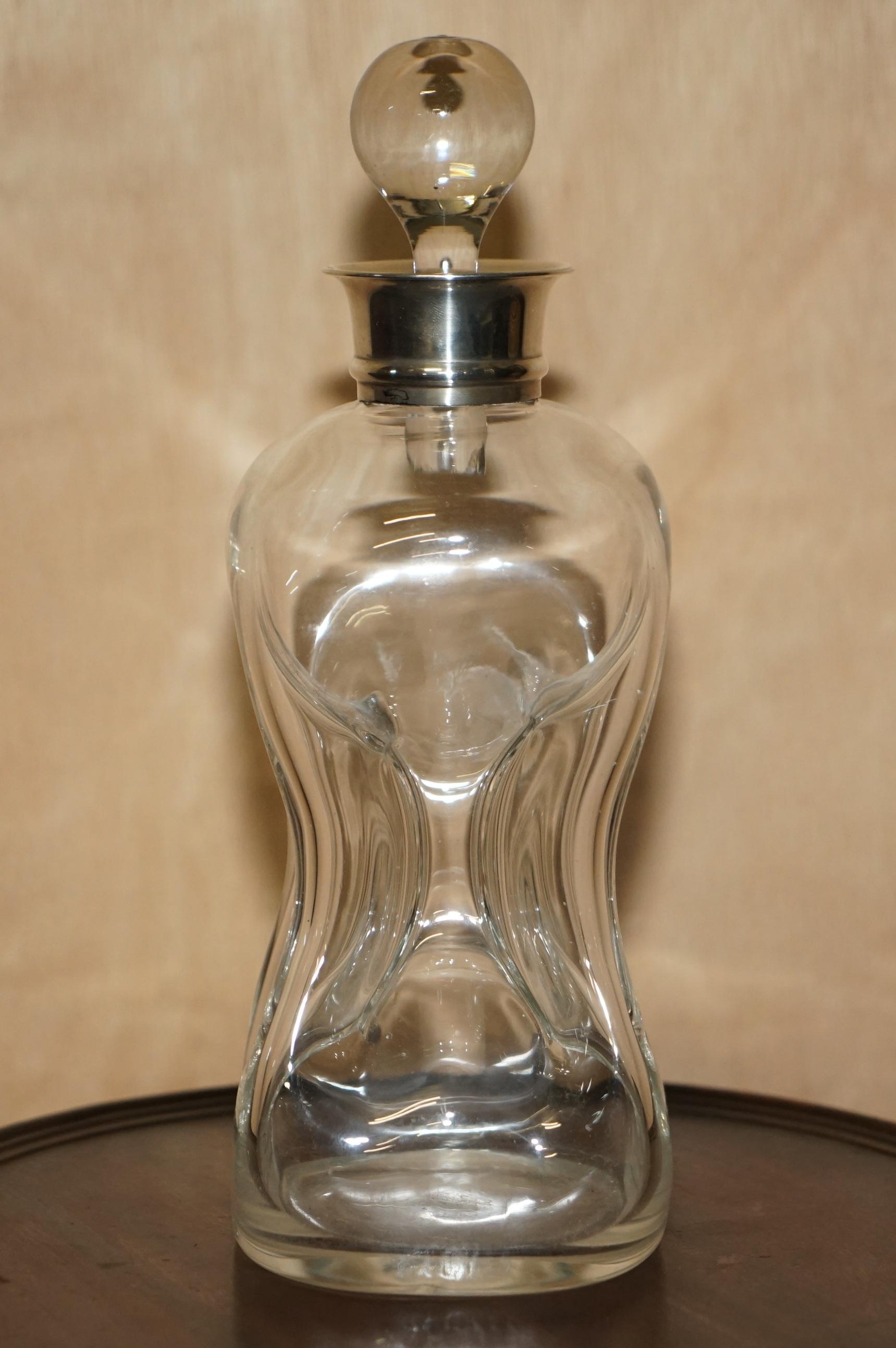 Anglais Carafe antique à col en argent sterling de 1903 pour Whiskey Rum Brandy Scotch en vente