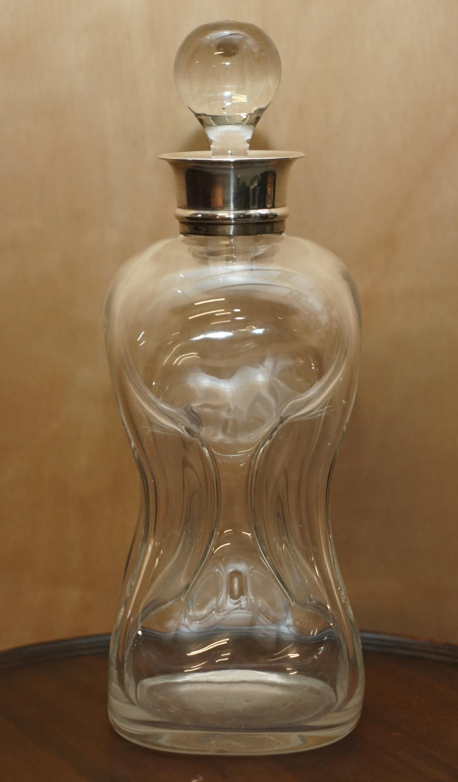 Fait main Carafe antique à col en argent sterling de 1903 pour Whiskey Rum Brandy Scotch en vente