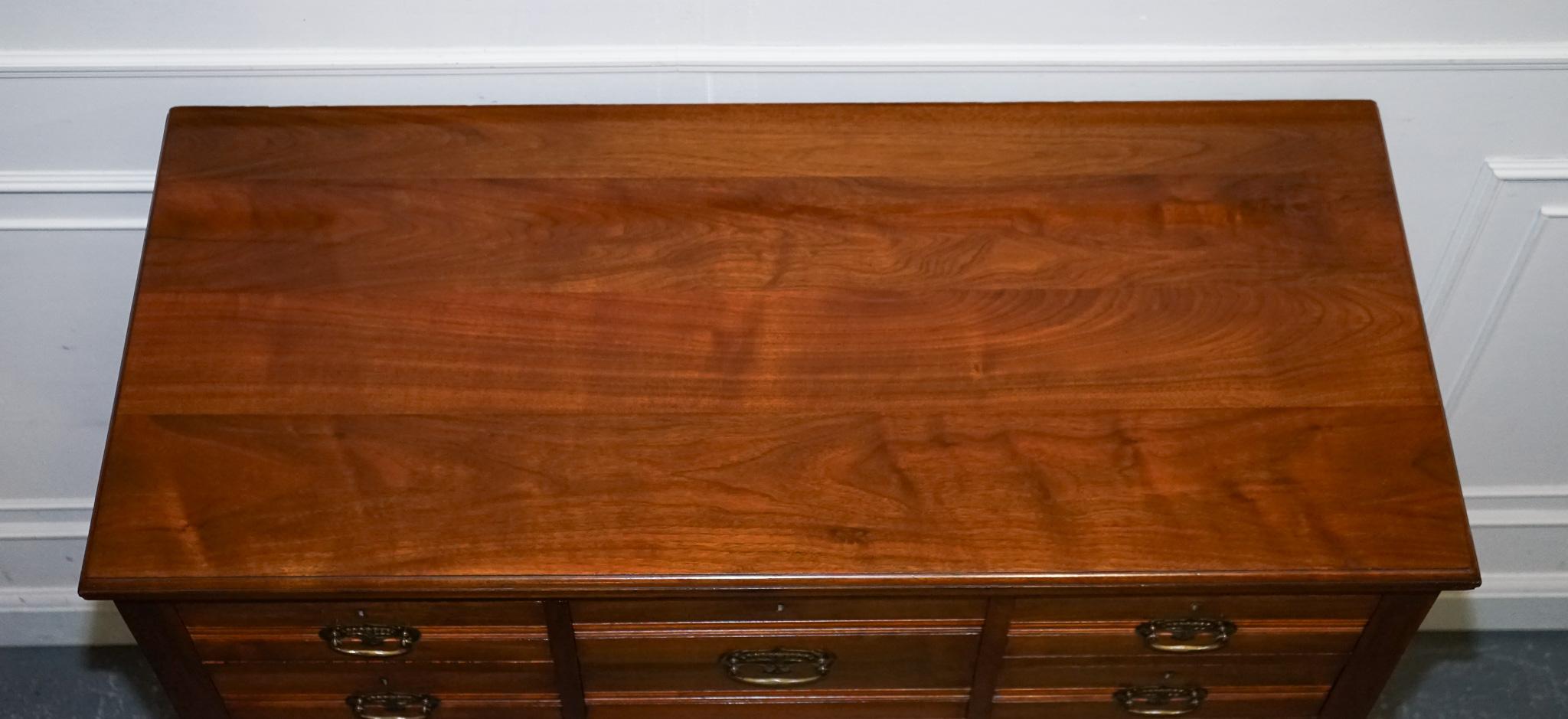 ANTICO 1904 ARTS & CRAFTS PERIODO CASSETTIERA FATTA DA HARRIS LEBUS in vendita 6