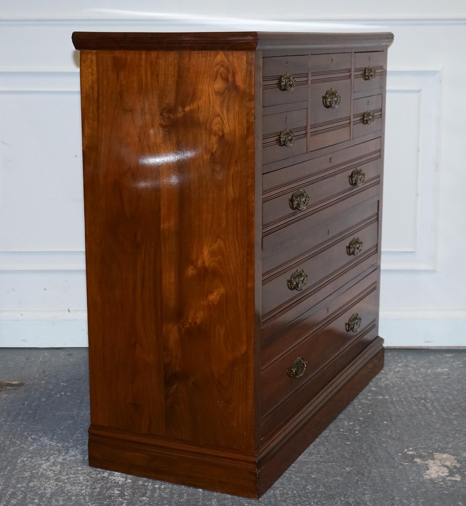 ANTICO 1904 ARTS & CRAFTS PERIODO CASSETTIERA FATTA DA HARRIS LEBUS in vendita 8