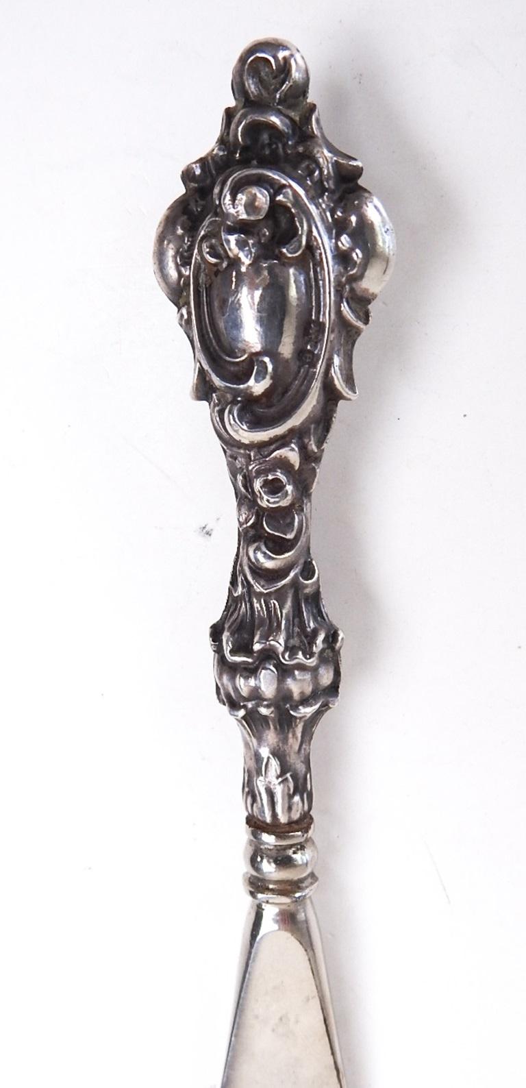 Antique 1904 Sterling Silver English Art Nouveau Shoe Horn For Sale 1