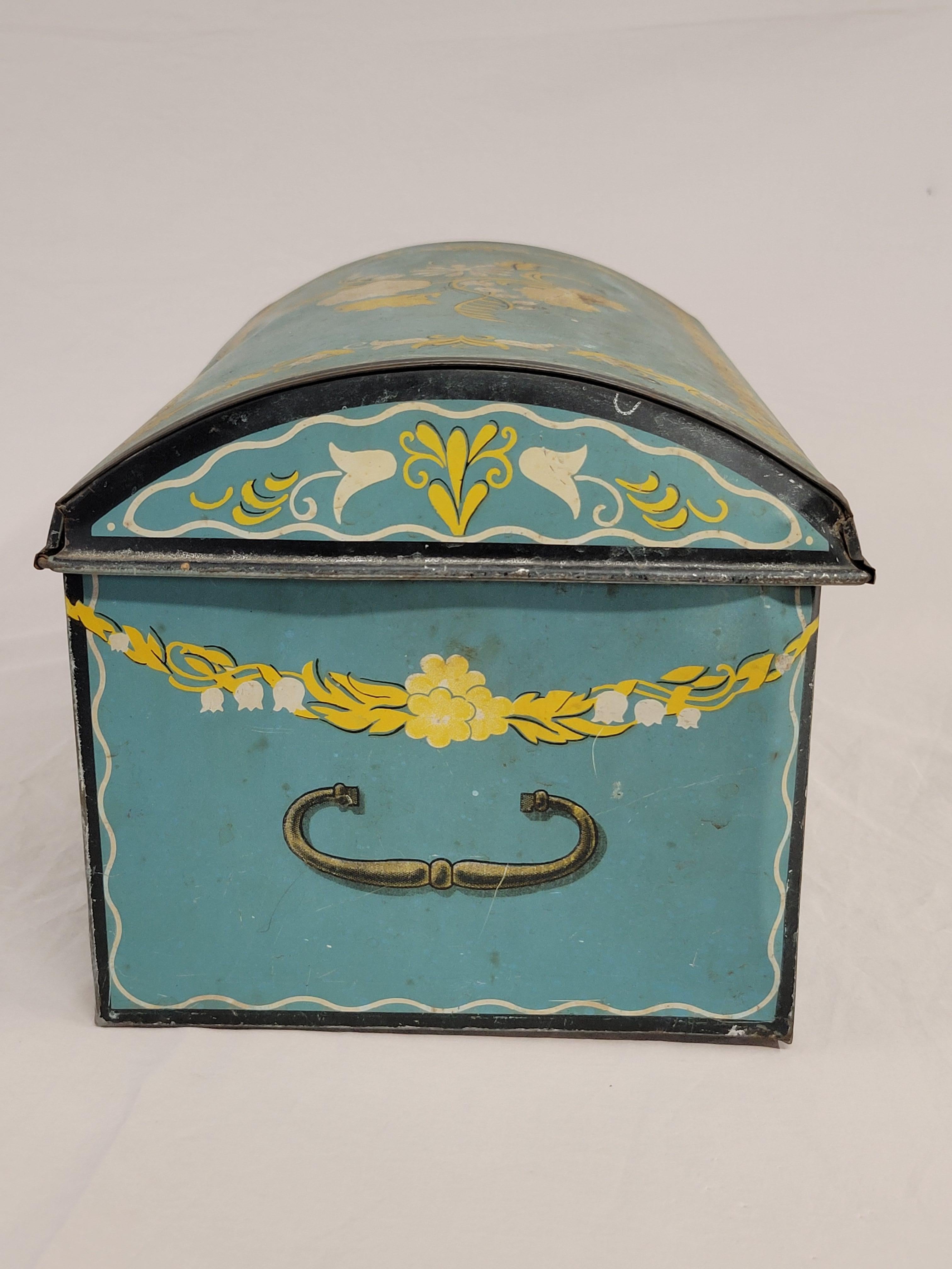 Antique 1904 Swedish Large Chocolate Tin For Sale 5