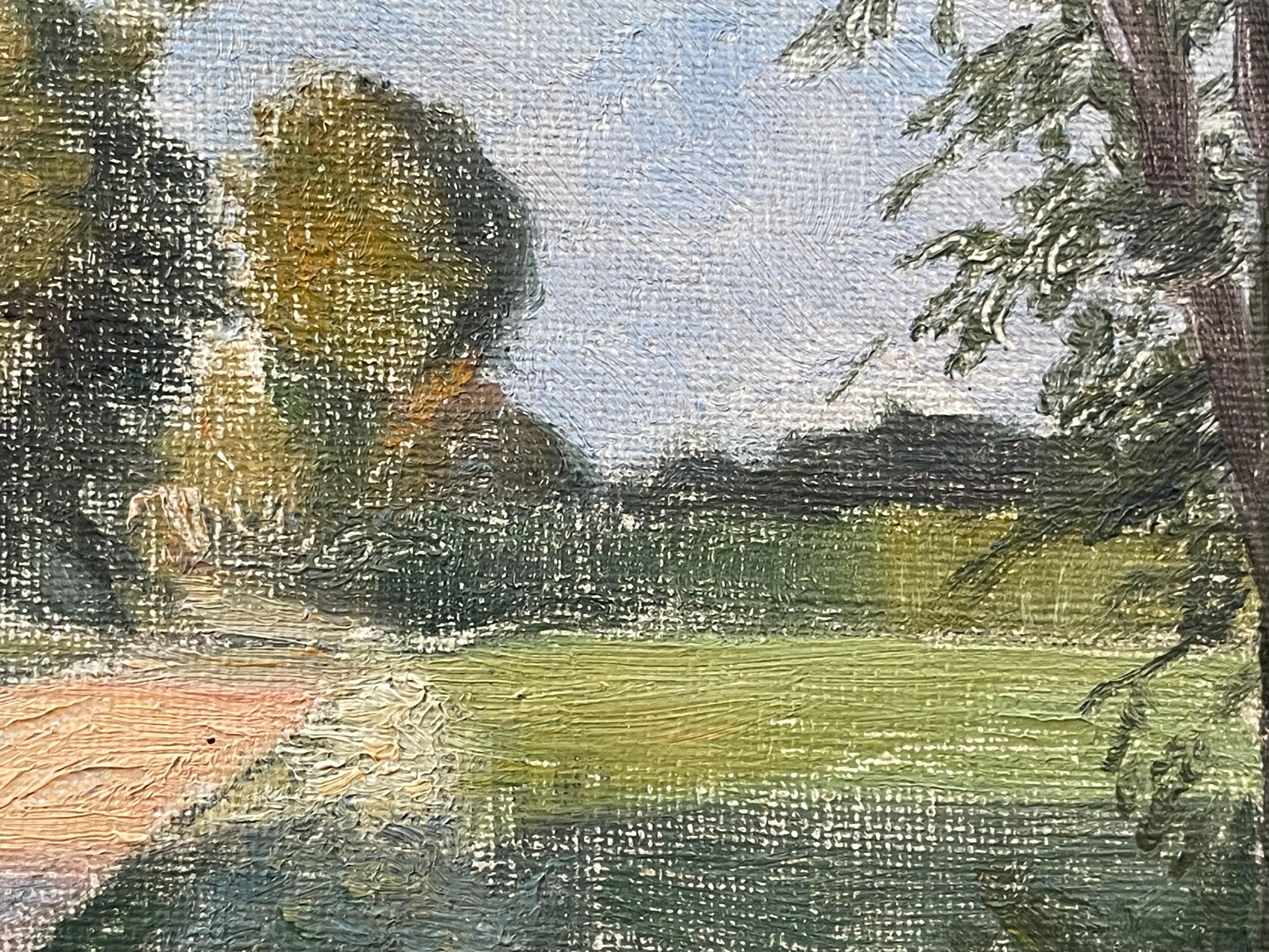 Antikes dänisches Ölgemälde von 1909, das ein Haus an einer unbefestigten Straße in grüner Landschaft zeigt im Angebot 1