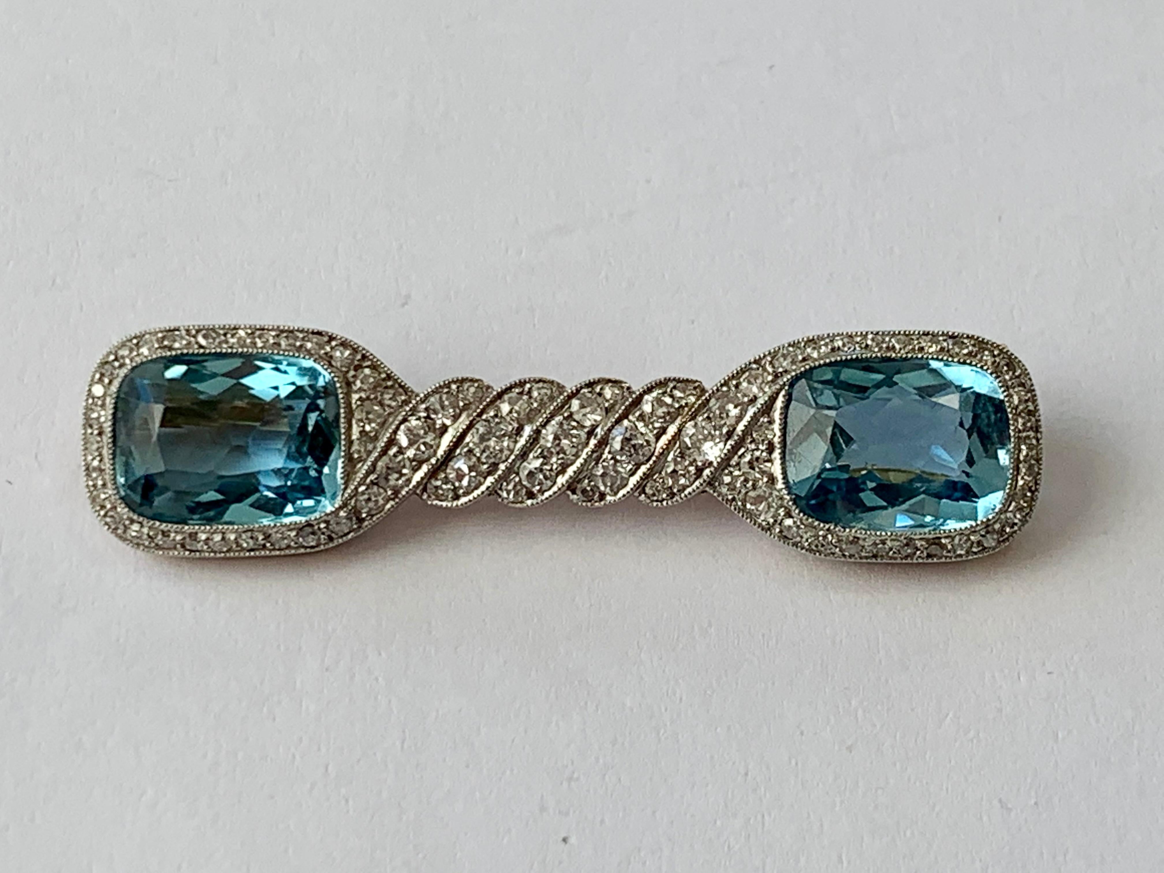 Antique 1910 Aquamarine and Diamonds Brooch Platinum Yellow Gold For Sale 3