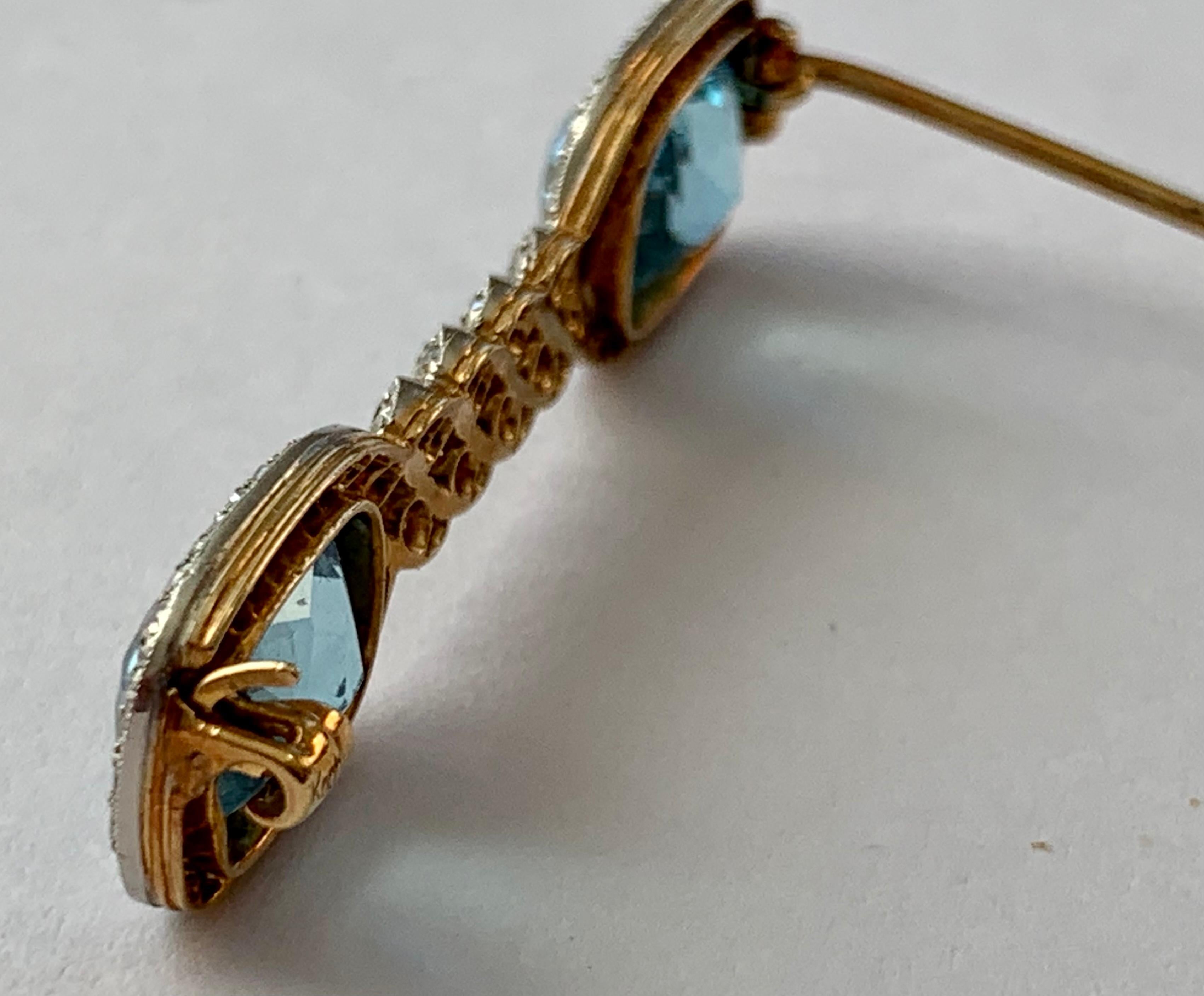 Antique 1910 Aquamarine and Diamonds Brooch Platinum Yellow Gold In Good Condition For Sale In Zurich, Zollstrasse