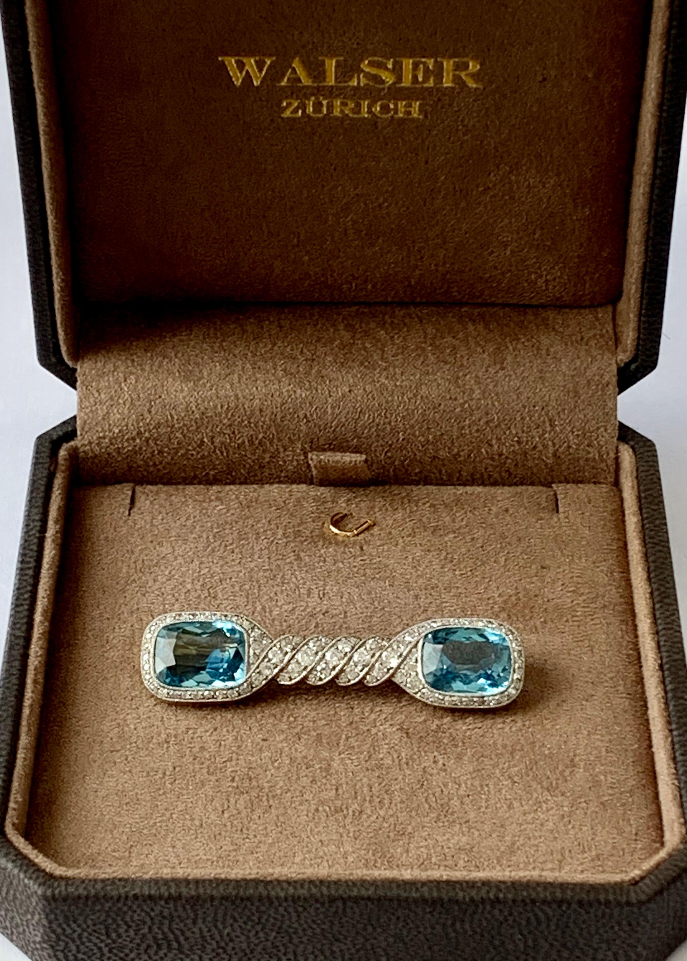 Women's Antique 1910 Aquamarine and Diamonds Brooch Platinum Yellow Gold For Sale
