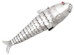 Boîte à épingles à nourrice allemande ancienne en argent sterling avec poissons, 1910