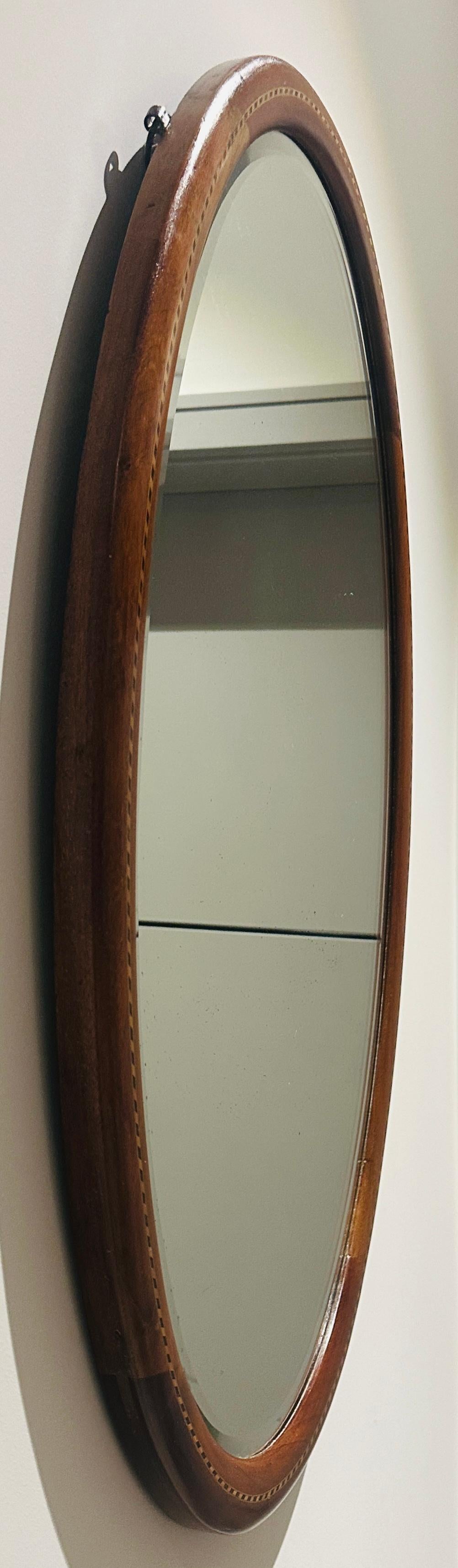 Antique 1910 Late Edwardian Mahogany & Marquetry Inlay Oval Bevelled Mirror en vente 3