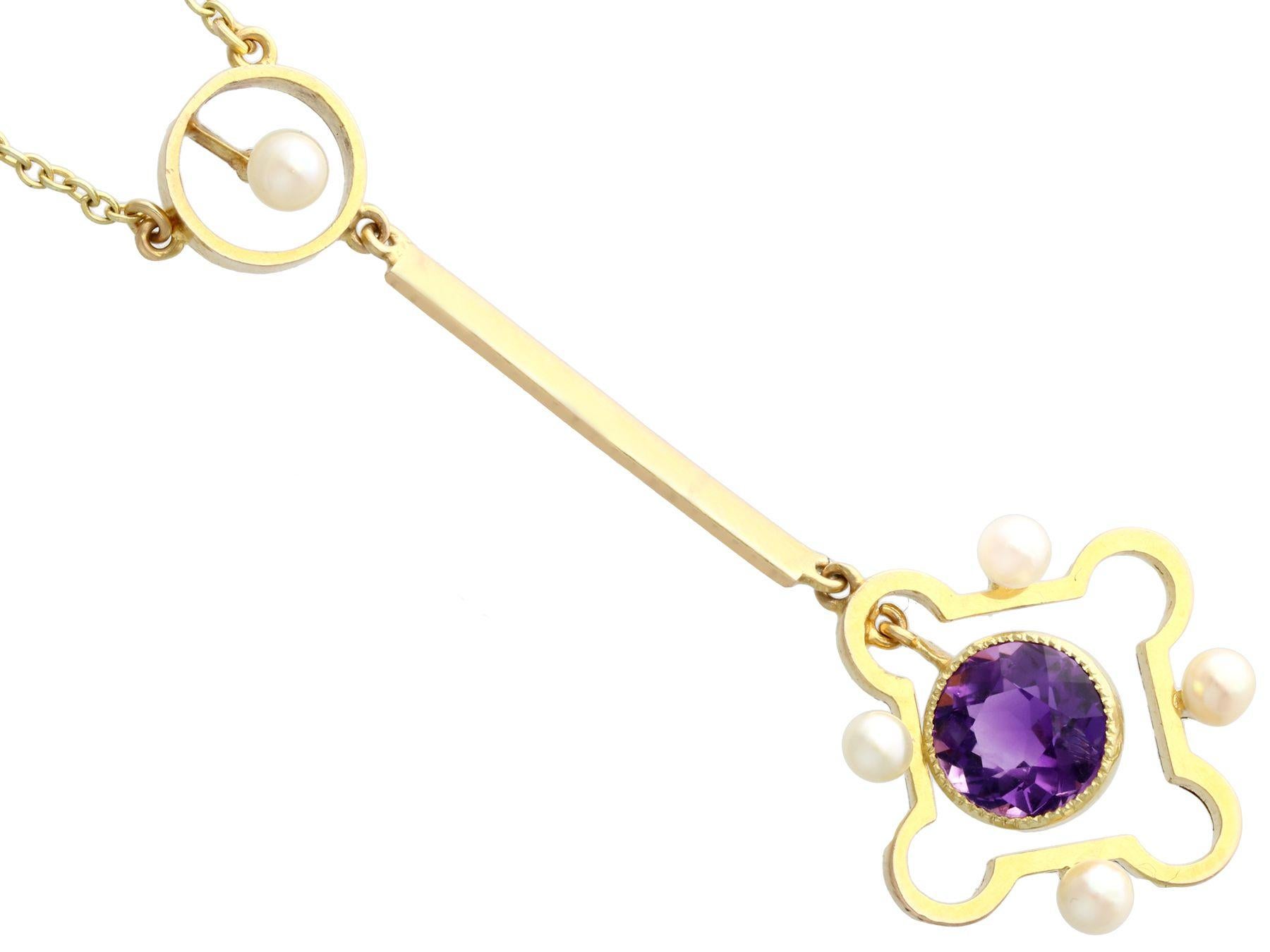 Round Cut Antique 1910s 1.31 Carat Amethyst and Pearl Yellow Gold Necklace For Sale