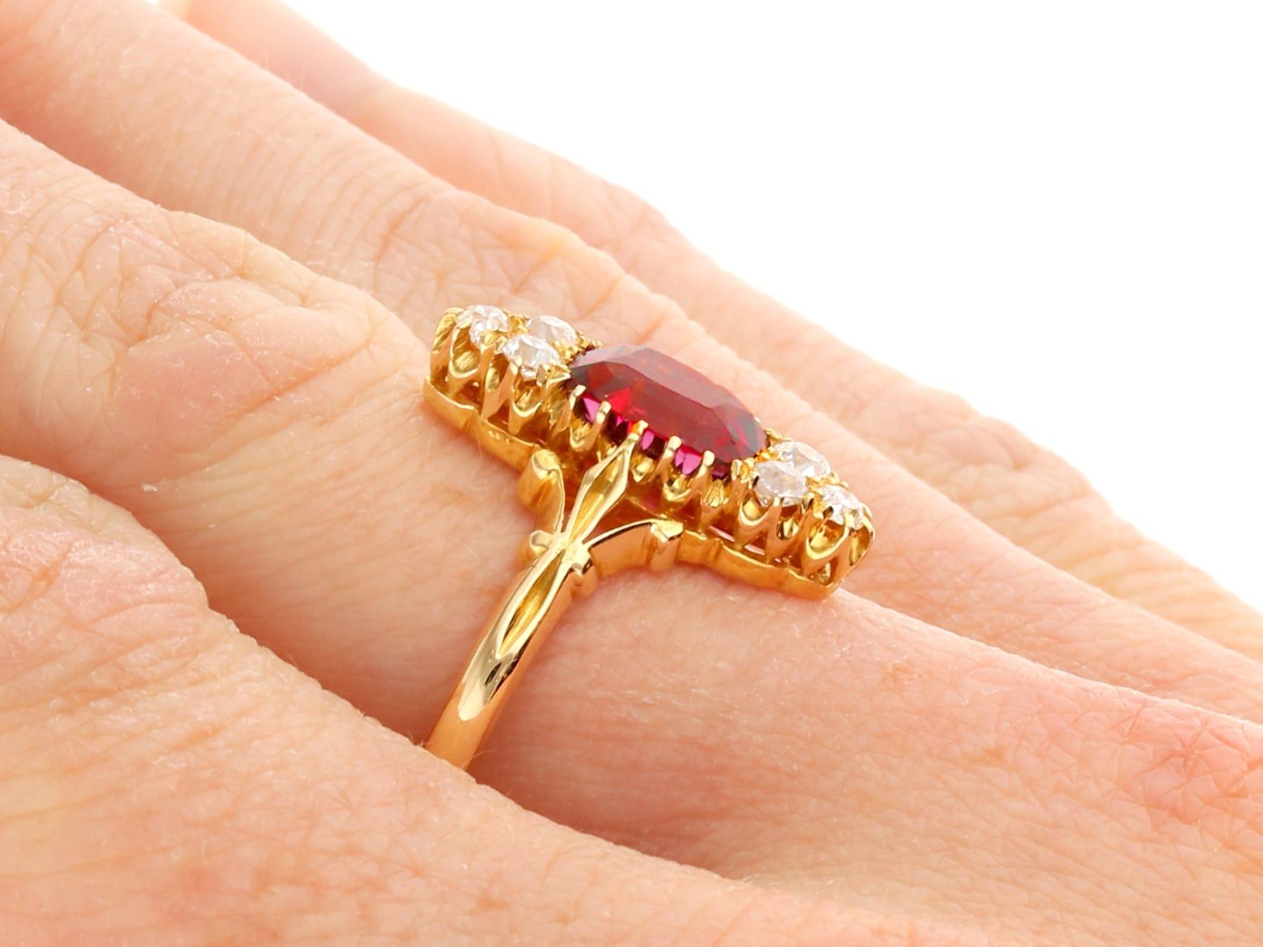 Antique 1910s 2.48 Carat Garnet and Diamond 18k Yellow Gold Cocktail Ring For Sale 3