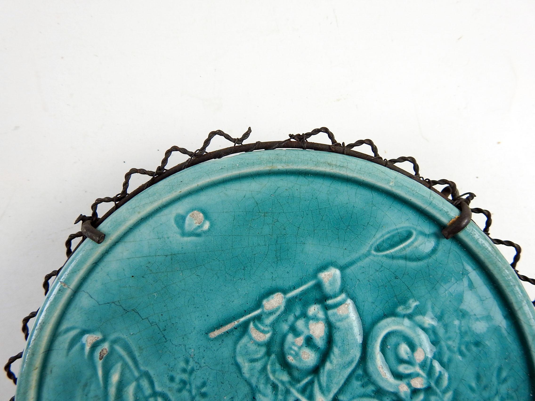 Antique 1910s Art Nouveau Turquoise Majolica Butterfly Catcher Trivet In Good Condition For Sale In Seguin, TX