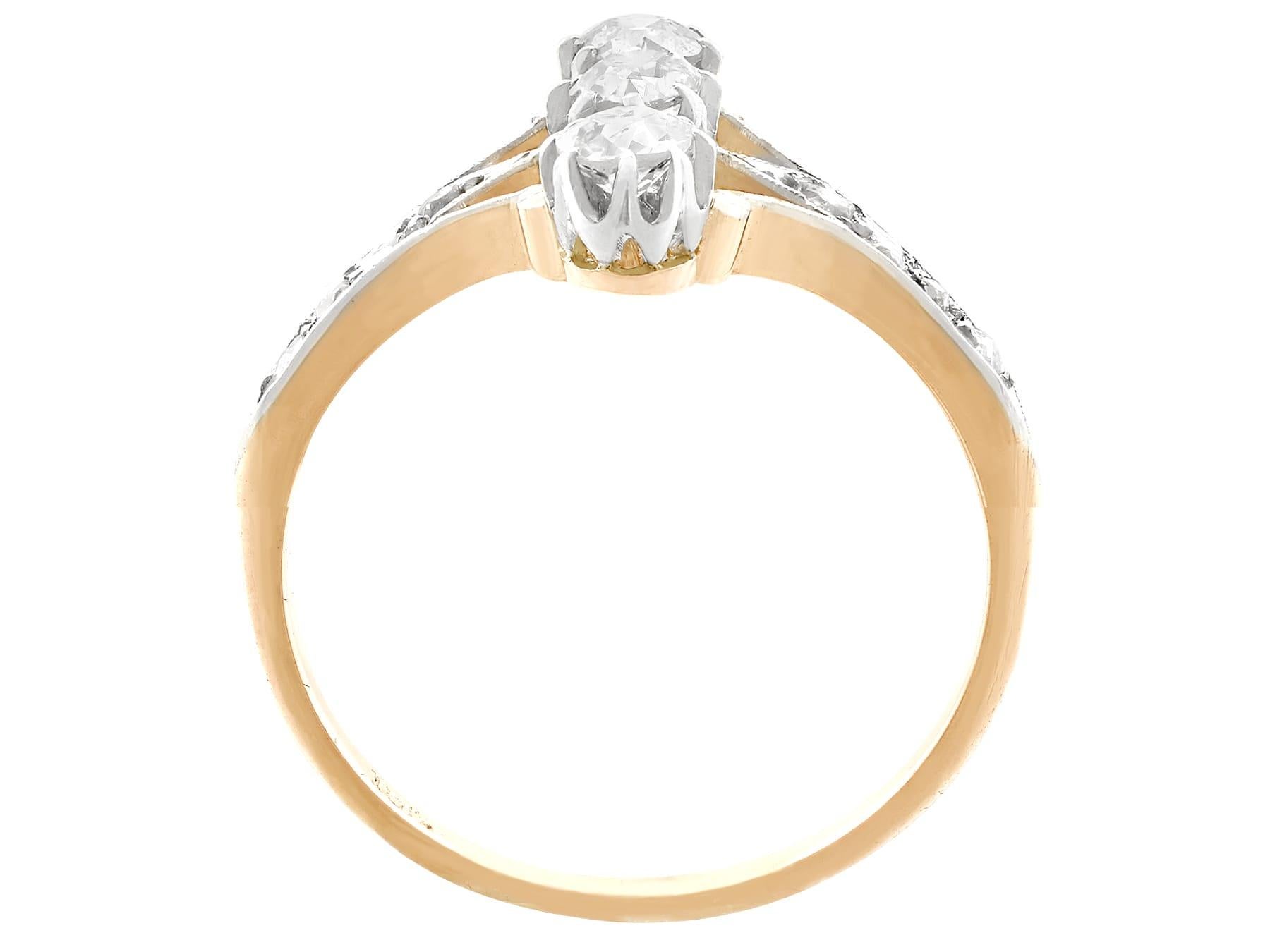 Antiquities 1910s Diamond and Rose Gold Trilogy Ring (Bague trilogie en or rose et diamant) Pour femmes en vente