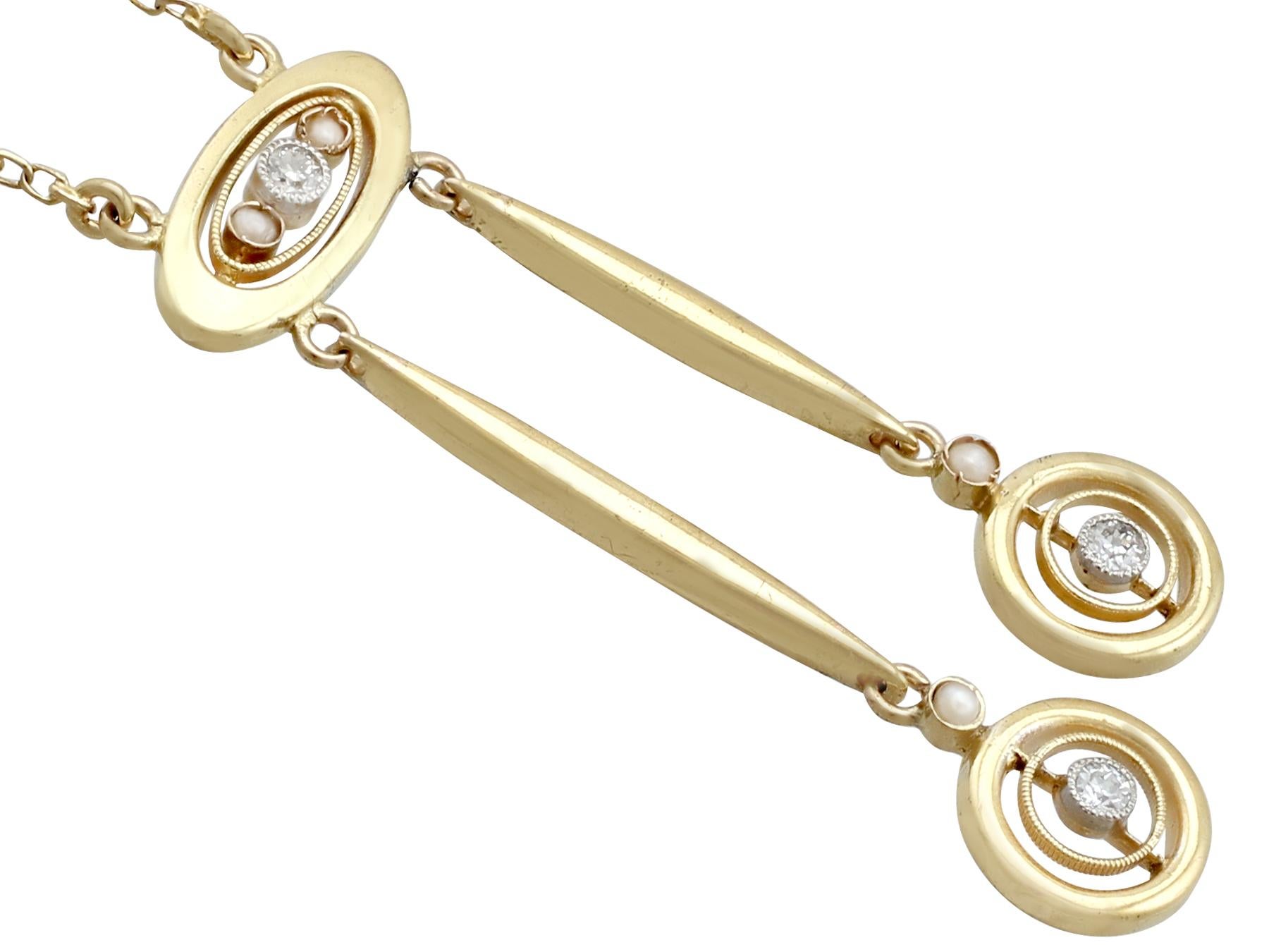 Round Cut 1910s Diamond and Seed Pearl Yellow Gold Necklace For Sale