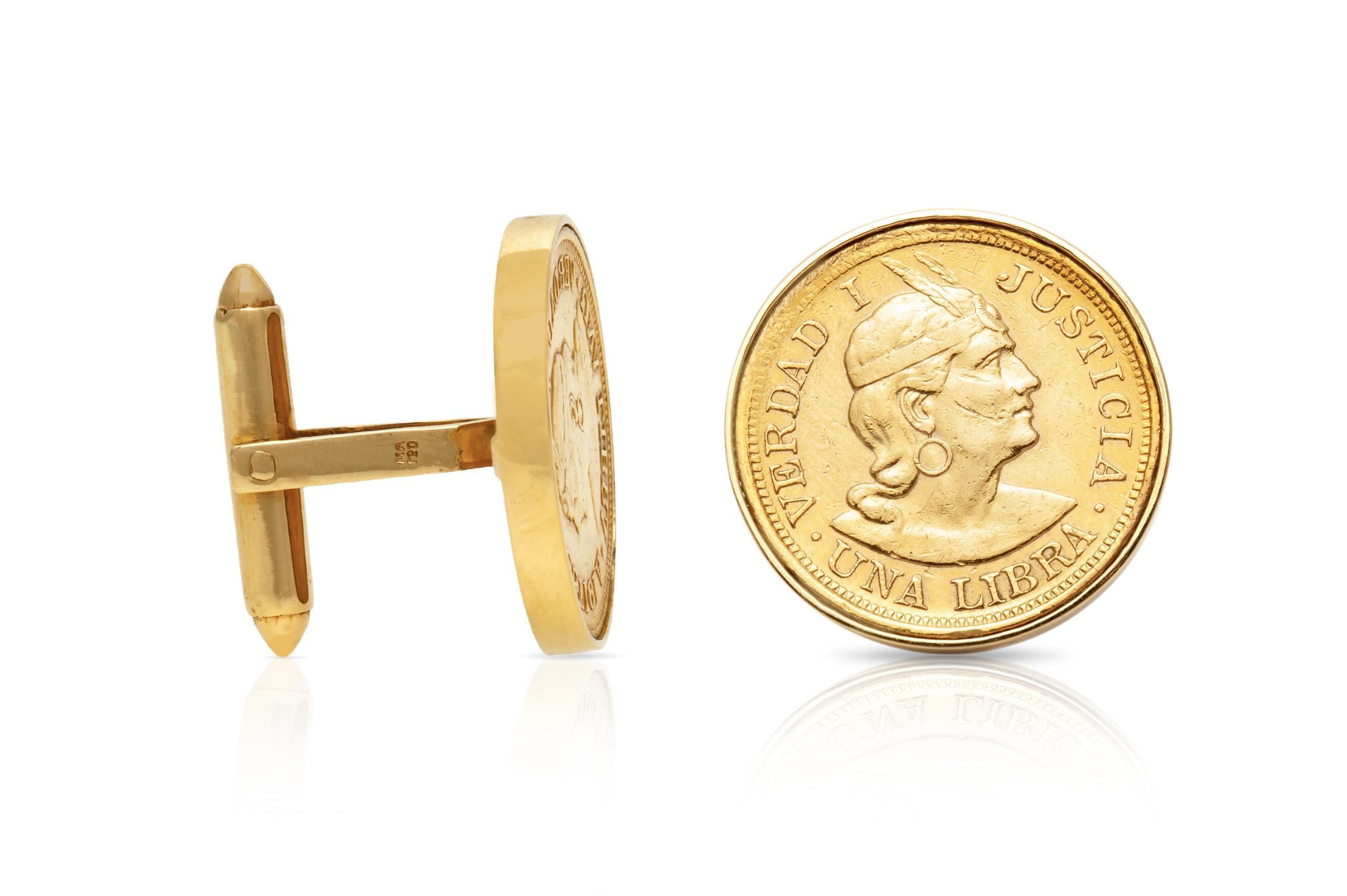 Finely crafted in 18k yellow gold with 22k gold Peruvian coins.
Circa 1917
23mm diameter