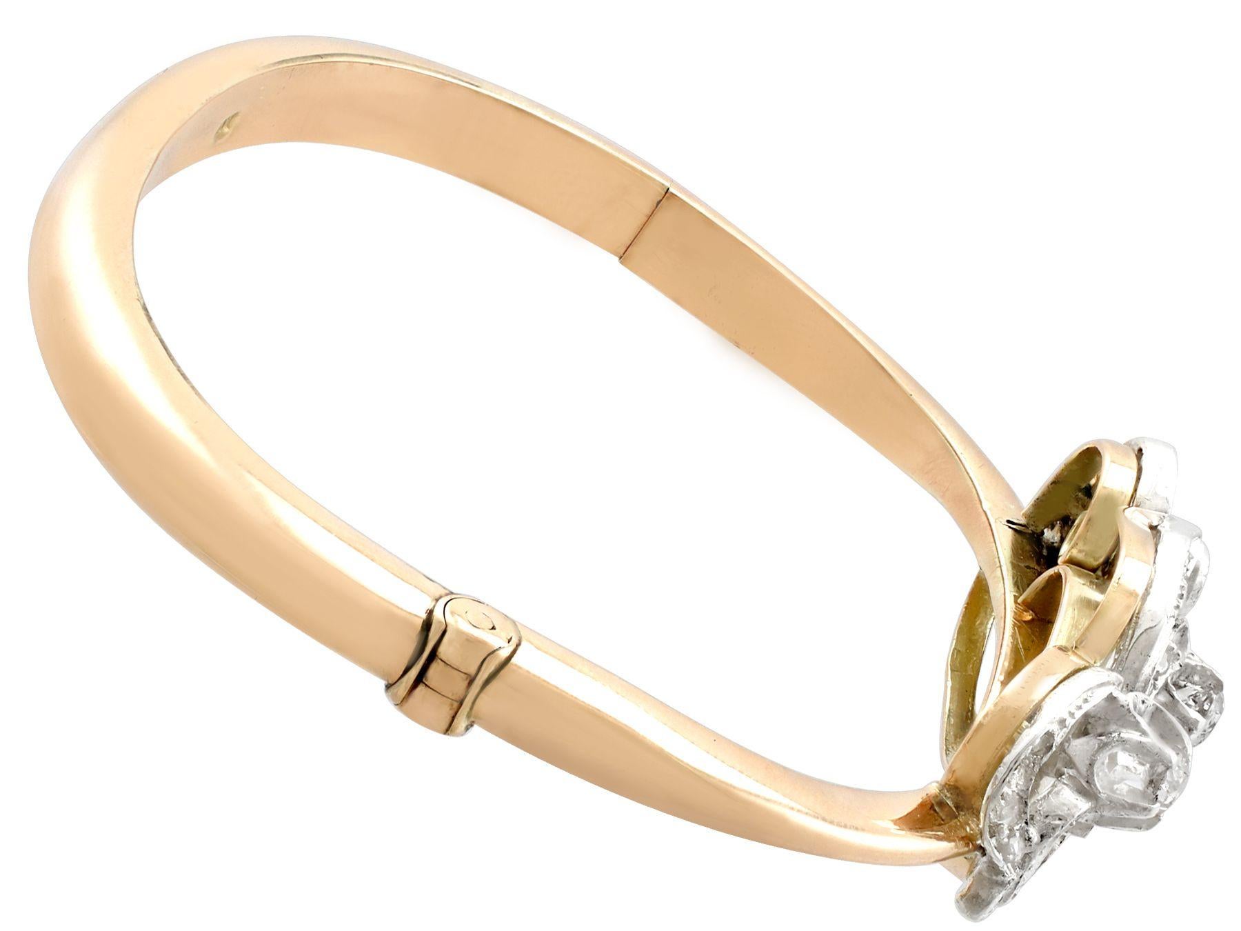 Women's or Men's Antique 1910s Russian 1.16 Carat Diamond and Yellow Gold Bangle For Sale