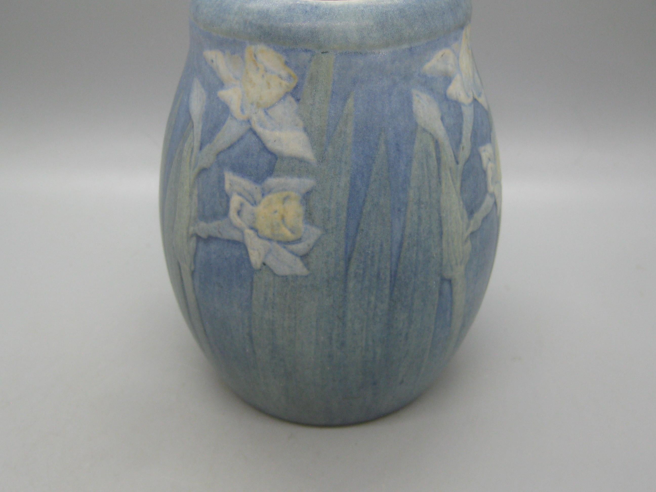 American Antique 1914 Arts & Crafts Newcomb College Art Pottery Daffodils Vase