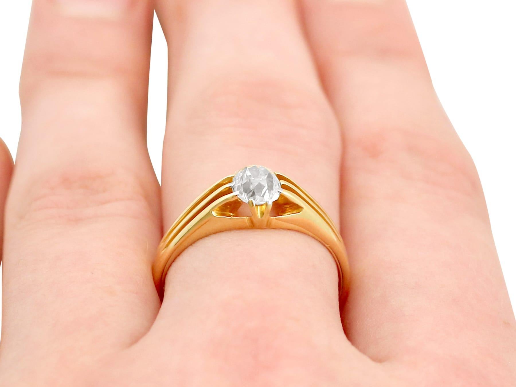 Antique 1914 Diamond and Yellow Gold Solitaire Engagement Ring For Sale 2