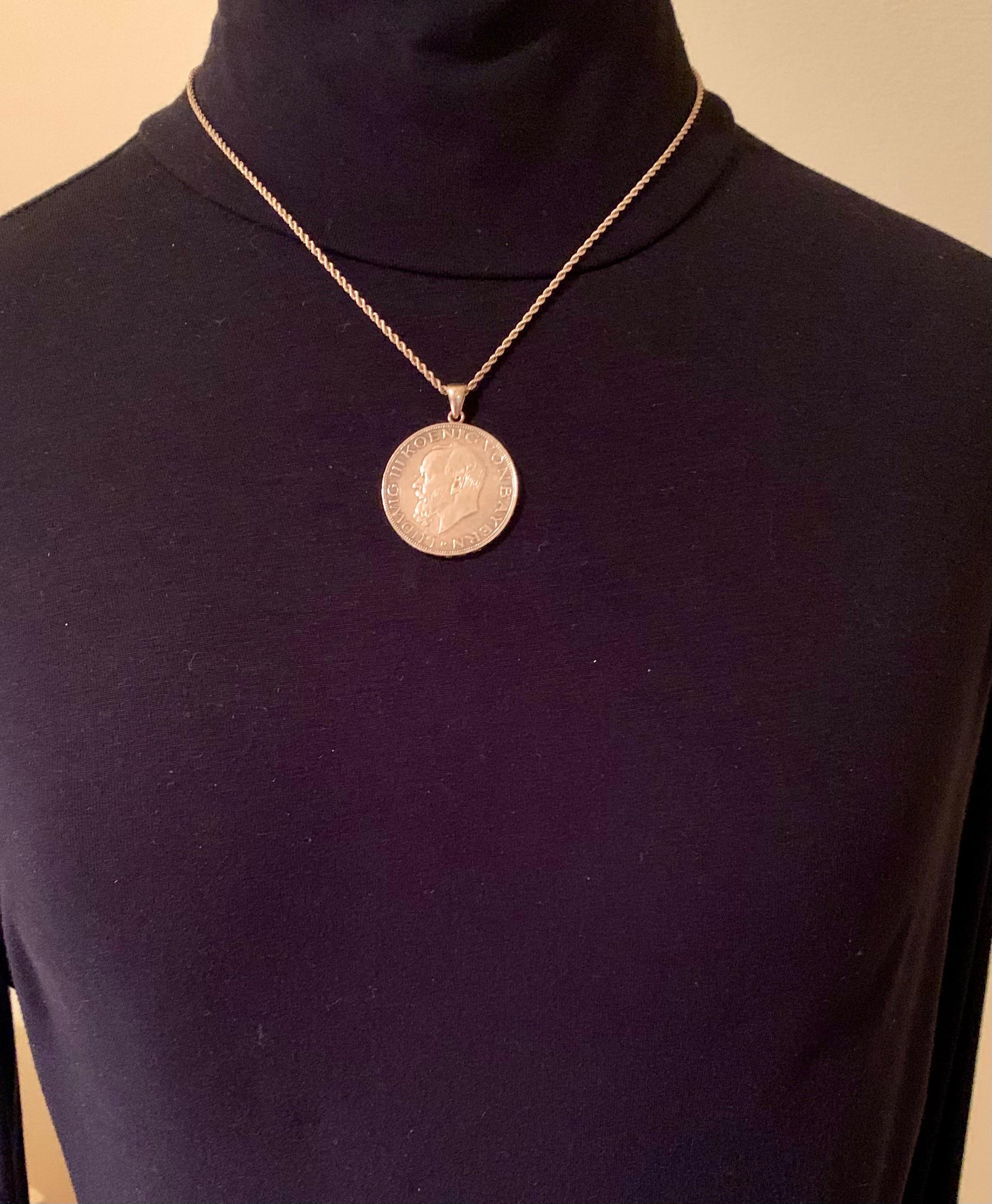 Antique 1914 Double Headed Eagle Ludwig III Konig 14K and Vermeil Coin Pendant For Sale 6