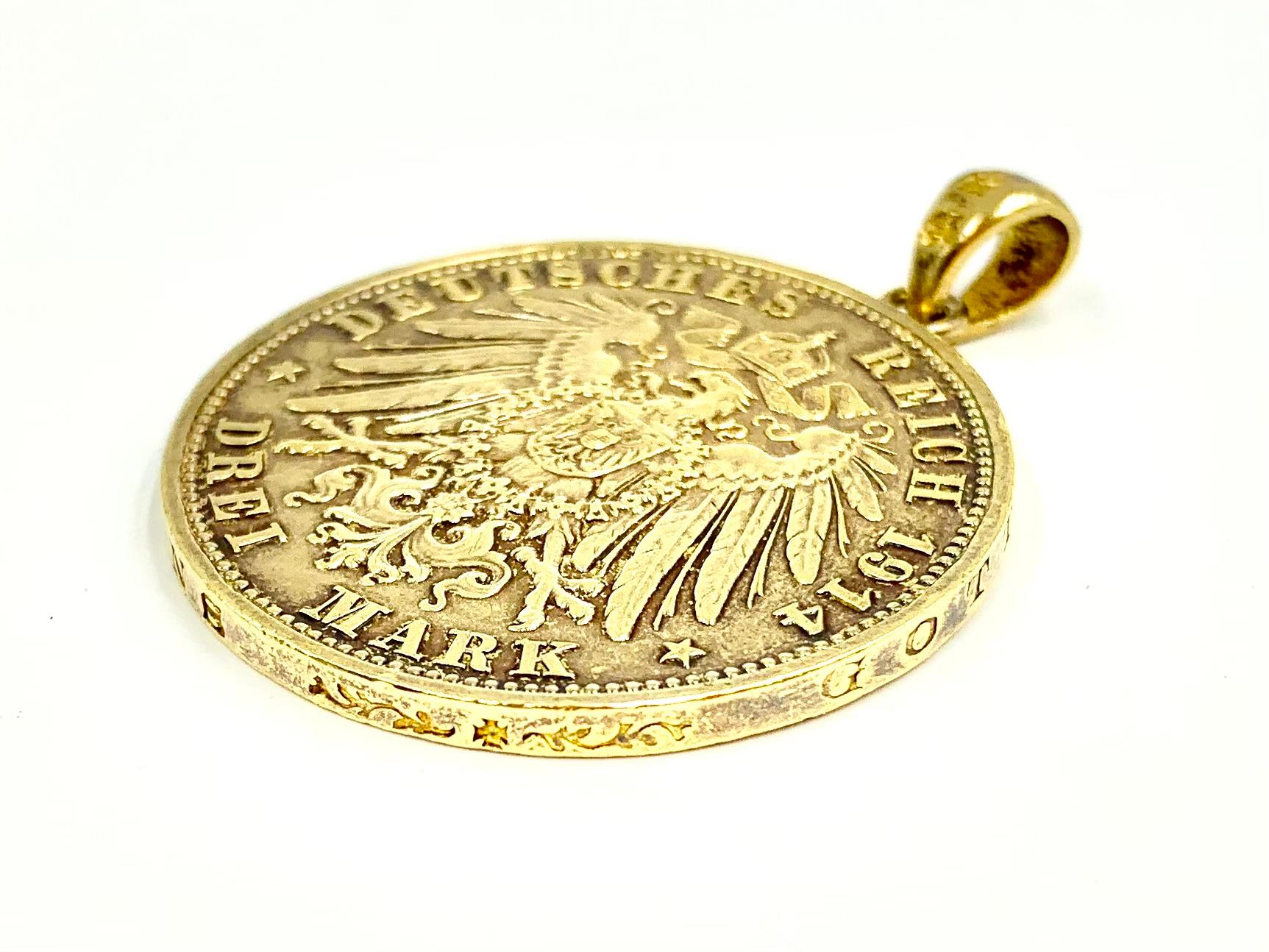 Antique 1914 Double Headed Eagle Ludwig III Konig 14K and Vermeil Coin Pendant For Sale 3