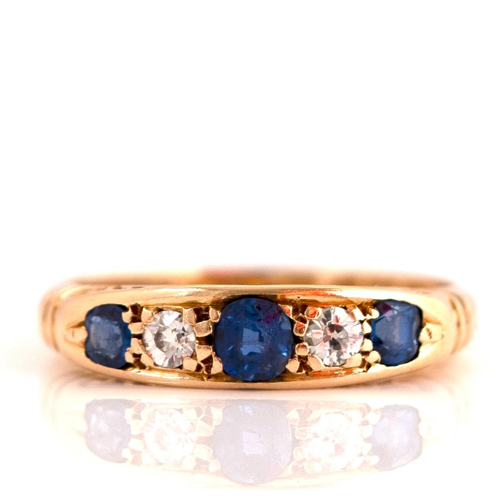 Antique 1914 Sapphire Diamond 18ct Gold Ring For Sale 3