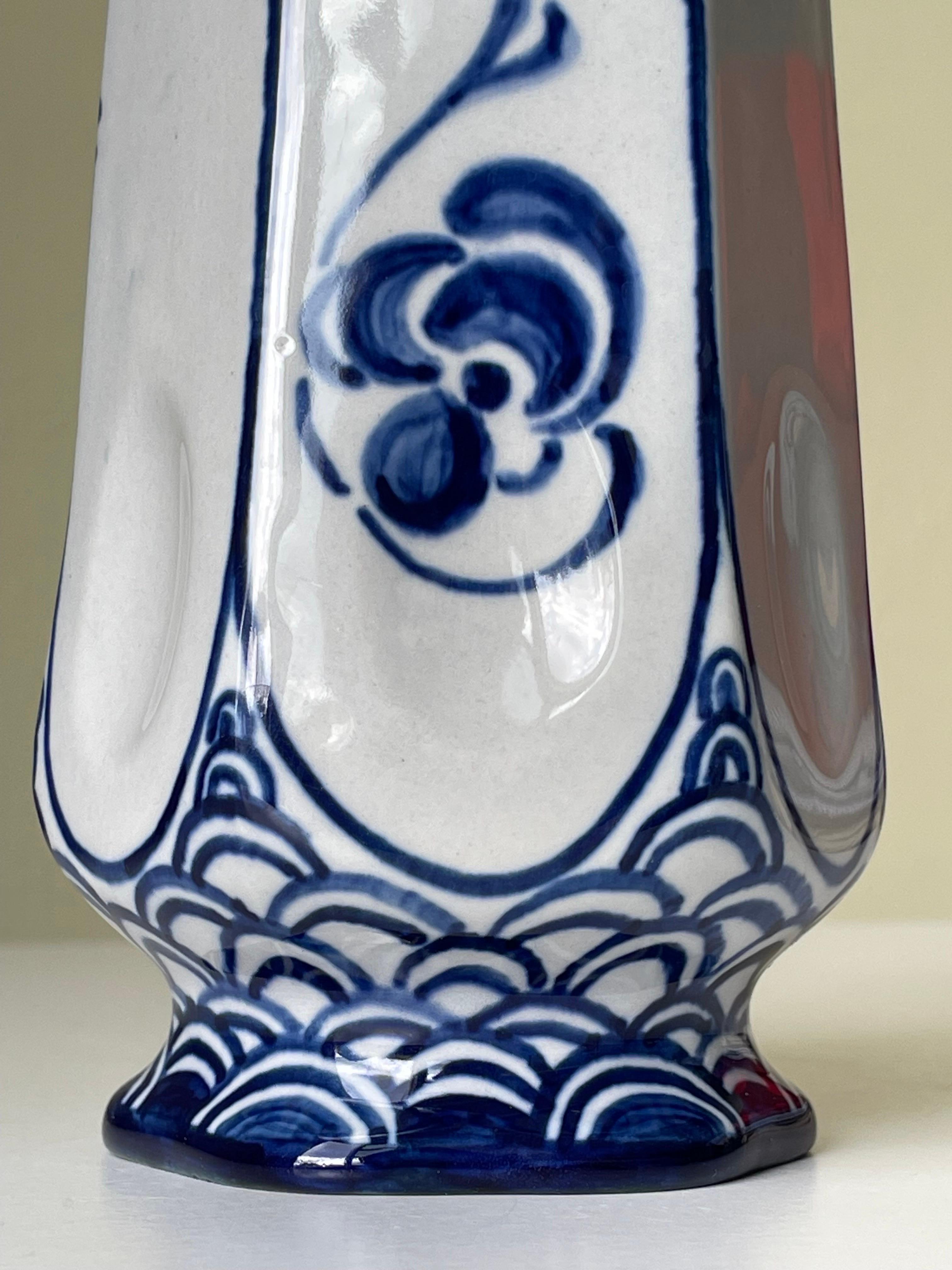Antique 1915 Art Nouveau Vase, Rörstrand, Sweden For Sale 3