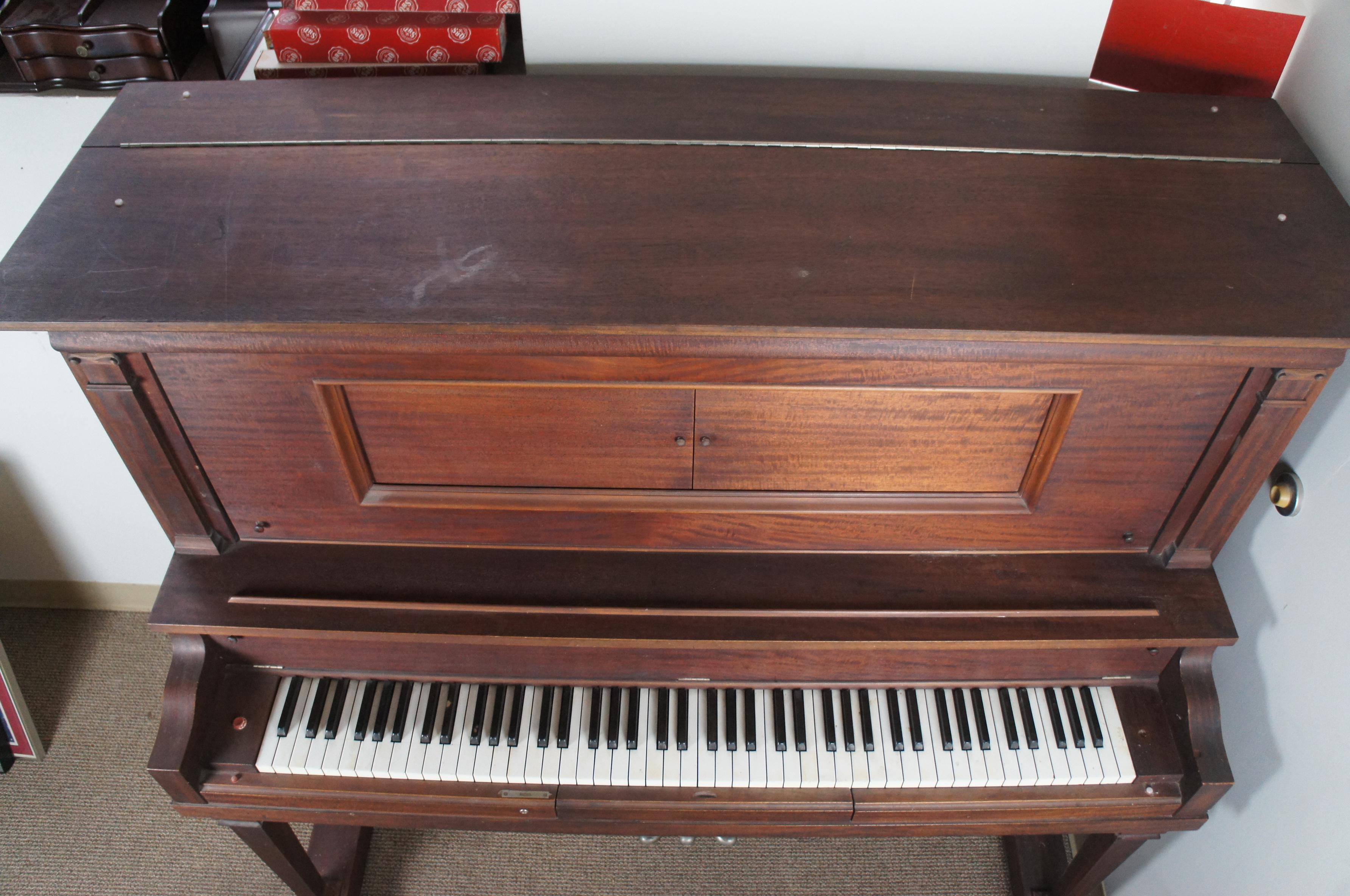 Antikes Mahagoni Chicago Cable Company Carolina Innenspieler aufrechtes Klavier, Mahagoni, 1915  im Angebot 6