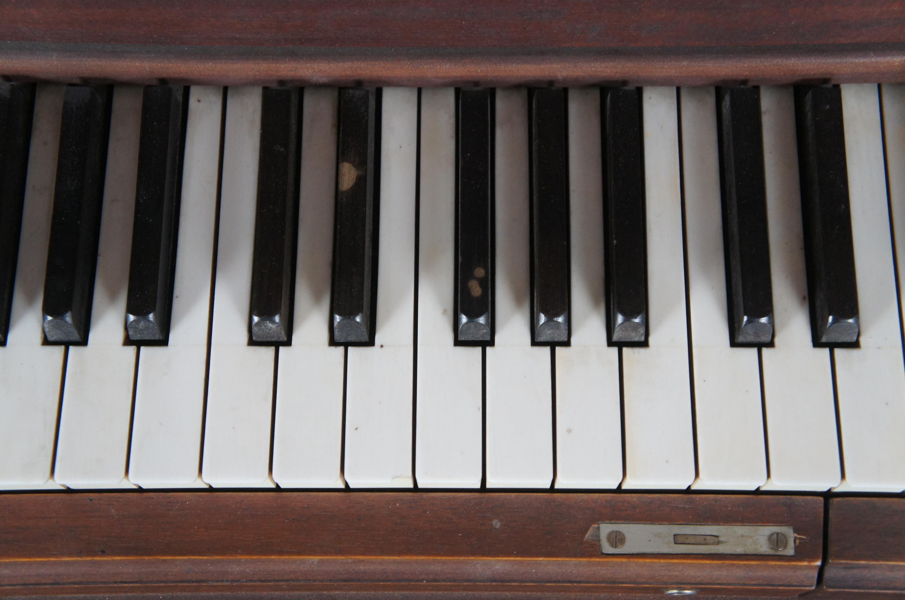 Antikes Mahagoni Chicago Cable Company Carolina Innenspieler aufrechtes Klavier, Mahagoni, 1915  im Angebot 7