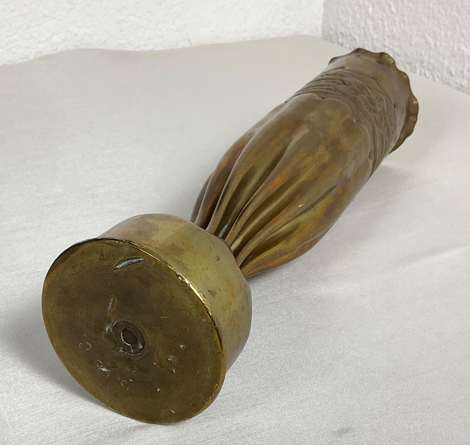 Antique 1917 Sculpted Shell Casing, Trench Art - 2Y527 For Sale 4