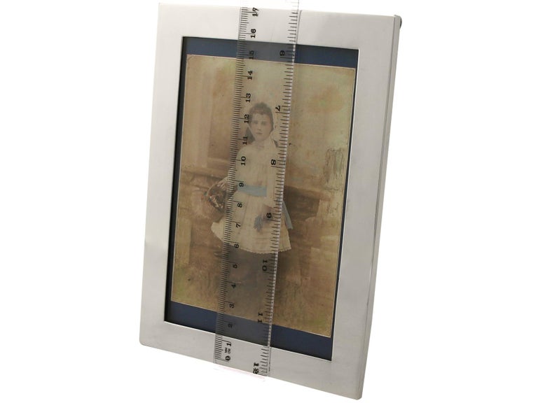 Antique 1918 Sterling Silver Photograph Frame For Sale 4