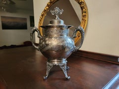Antique, 1919, Meriden Britannia Company Silverplated Urn