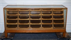 ANTIQUE 1920 ENGLISH VICTORIAN OAK HABERDASHERY SHOP COUNTER WITH ORIGiNAL GLASS