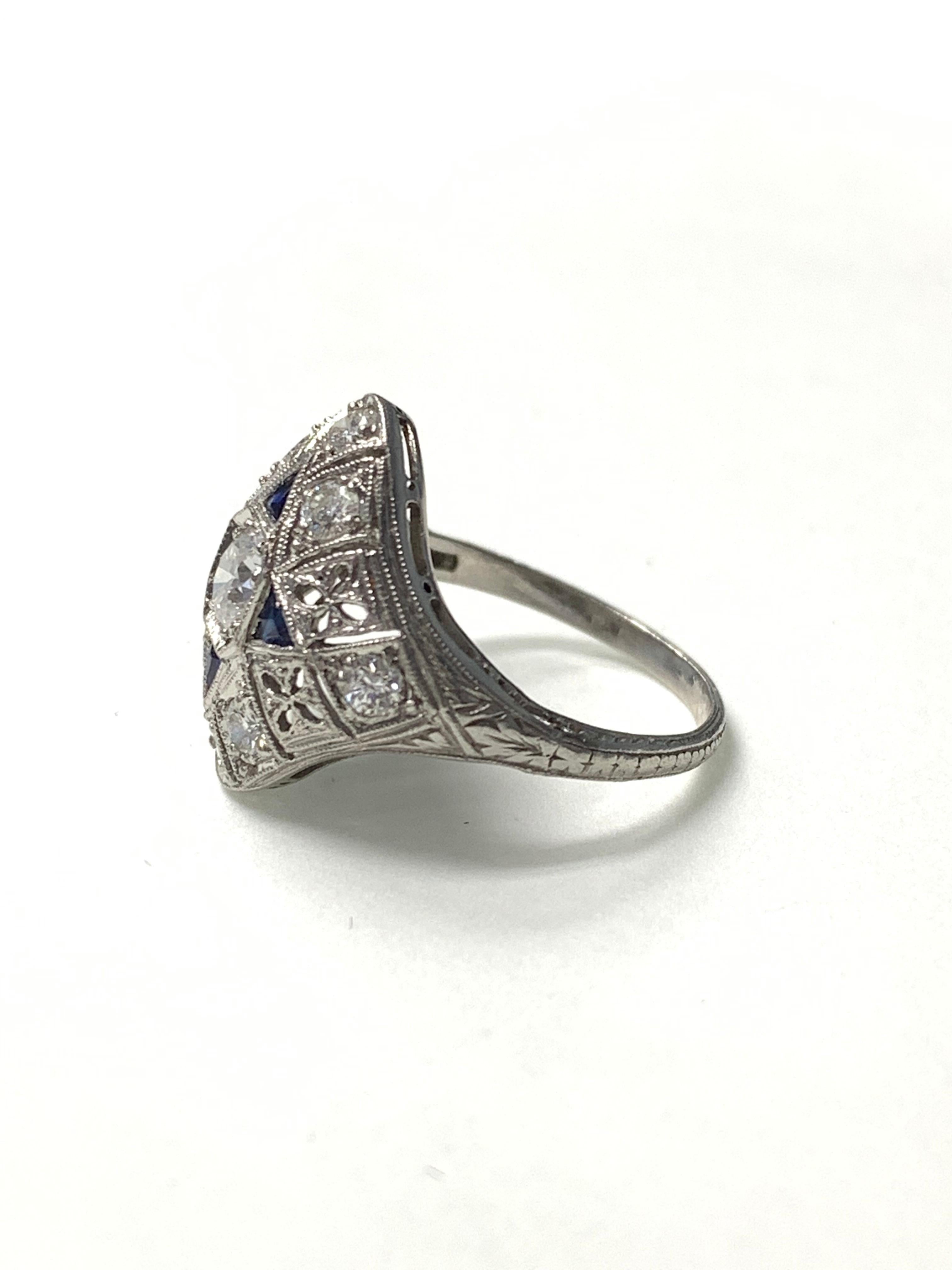 Antique 1920 White Old European Cut Diamond and Blue Sapphire Ring in Platinum In Excellent Condition In New York, NY