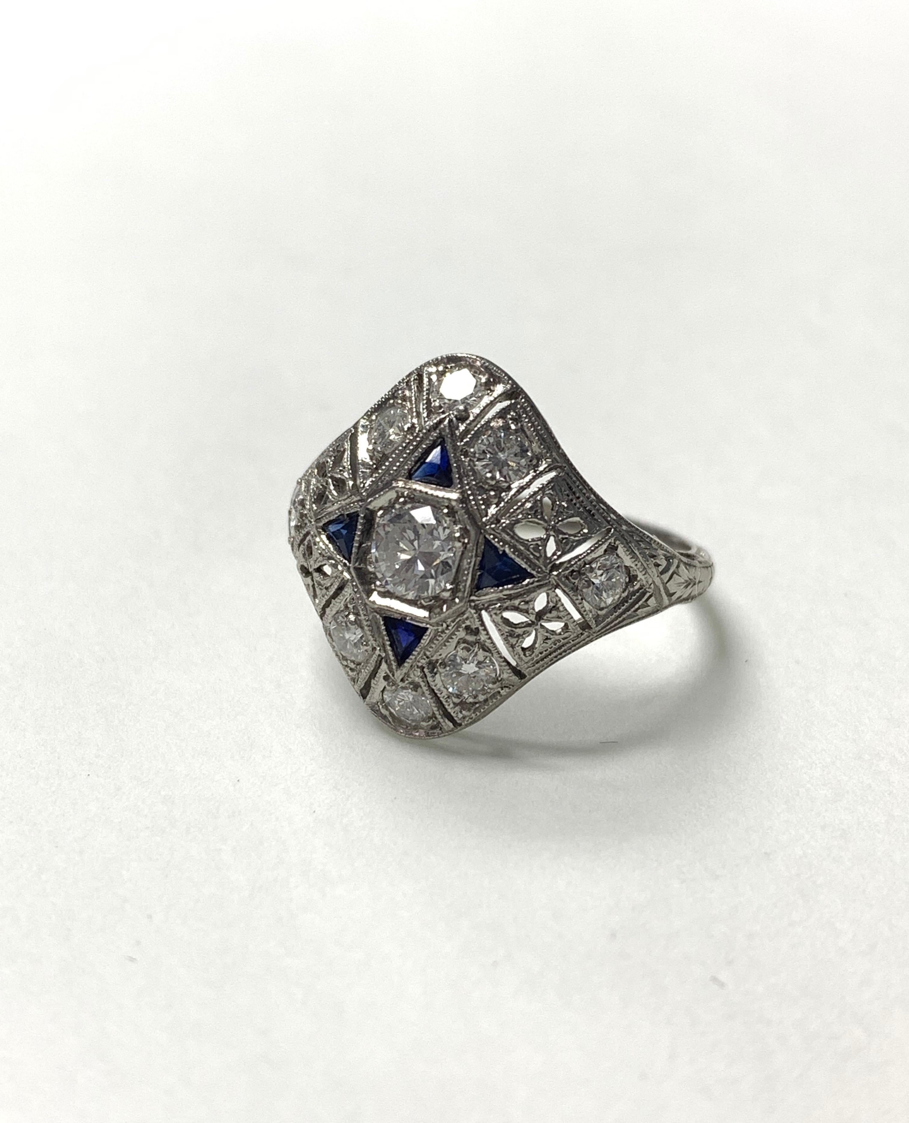 Antique 1920 White Old European Cut Diamond and Blue Sapphire Ring in Platinum 5