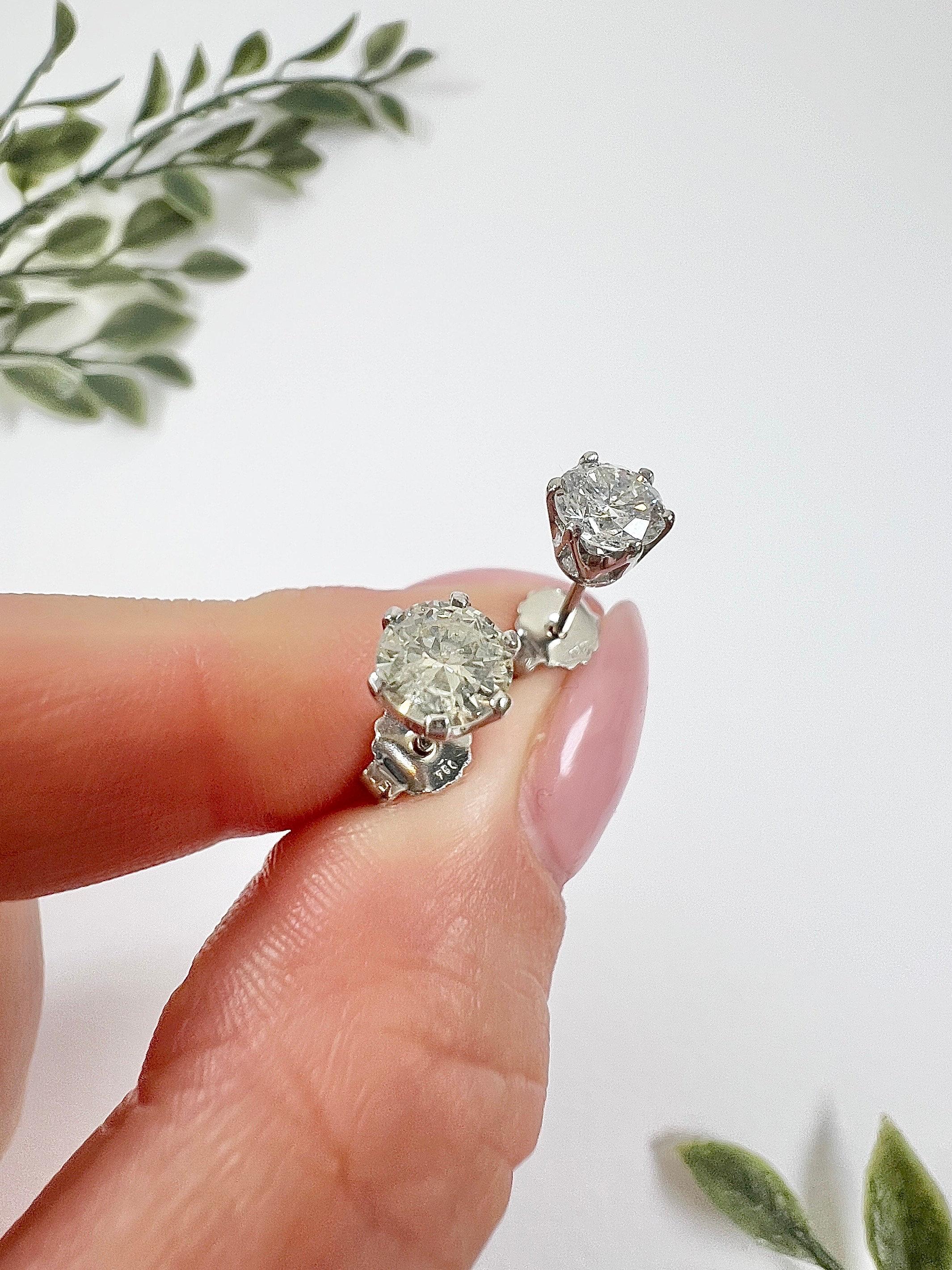 Antique 1920s 0.84CWT Total Diamonds, Set In New 18ct White 6 Claw Stud Earrings For Sale 2