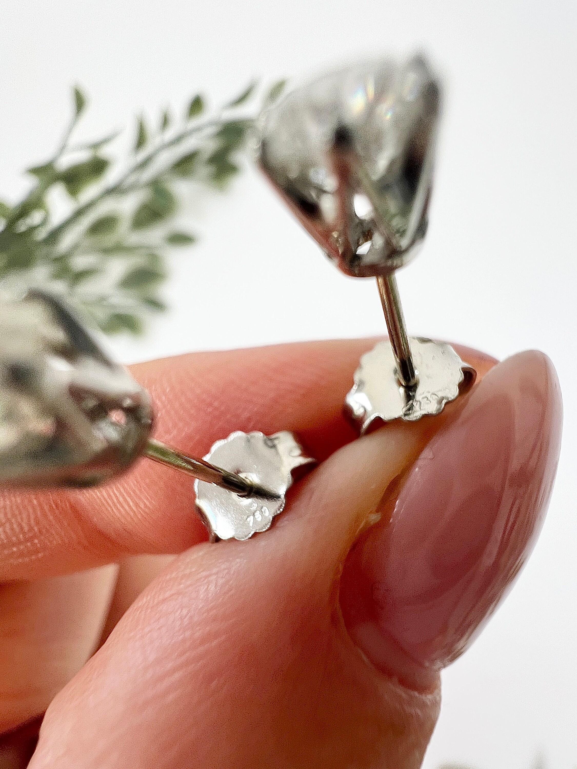 Antique 1920s 0.84CWT Total Diamonds, Set In New 18ct White 6 Claw Stud Earrings For Sale 3