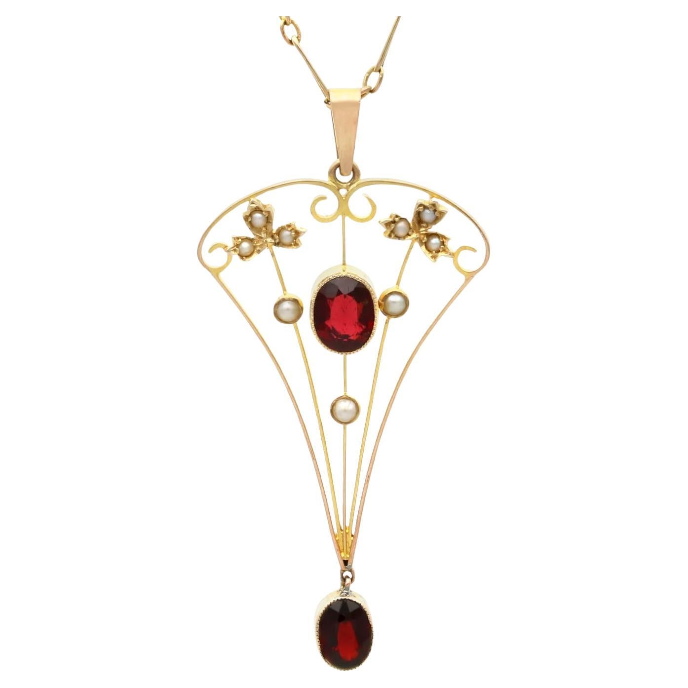 Antique 1920s 1.02 Carat Garnet and Seed Pearl Yellow Gold Pendant