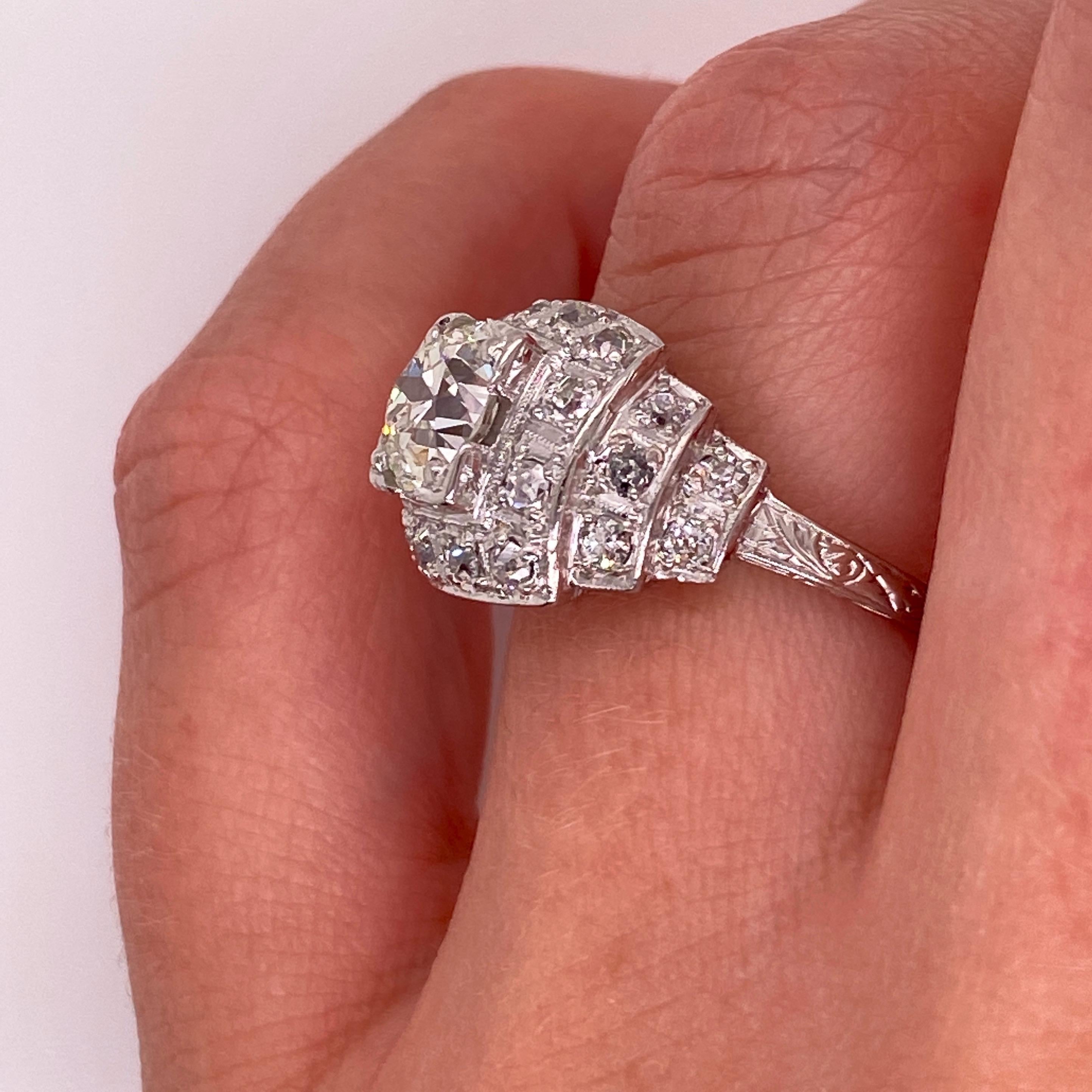 Antique 1920s 1.17 Carat European Cut Diamond Platinum Art Deco Ring For Sale 1